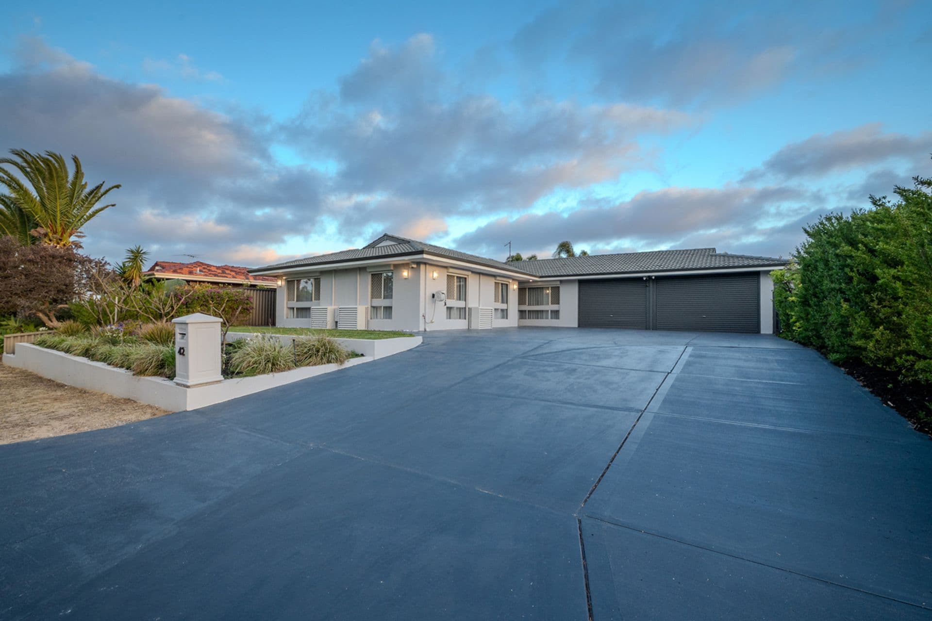 42 Dolphin Way, Beldon, WA, 6027, Beldon - Thumbnail 2