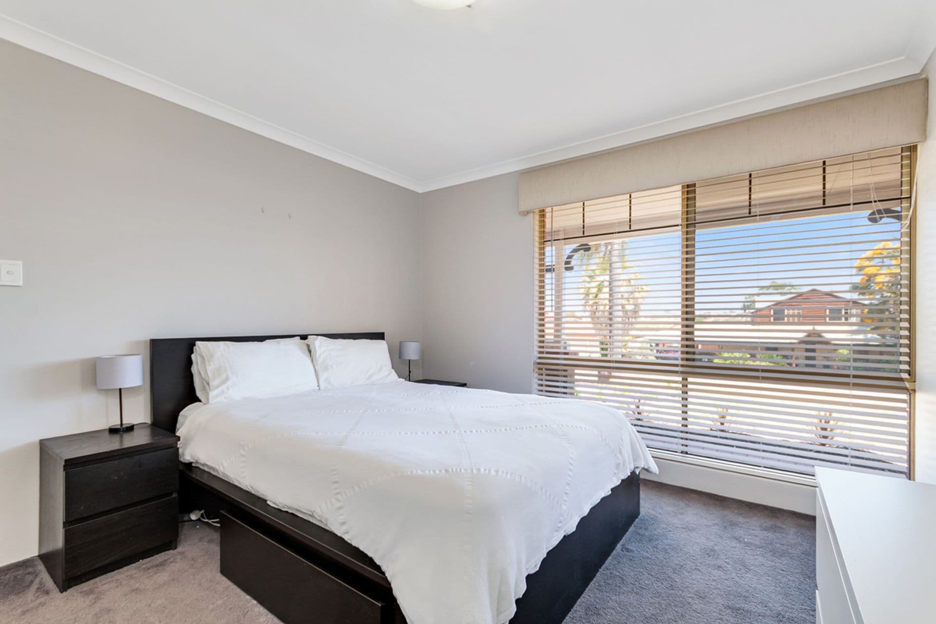 6 Stenton Gardens, Kinross, WA, 6028, Kinross - Thumbnail 4