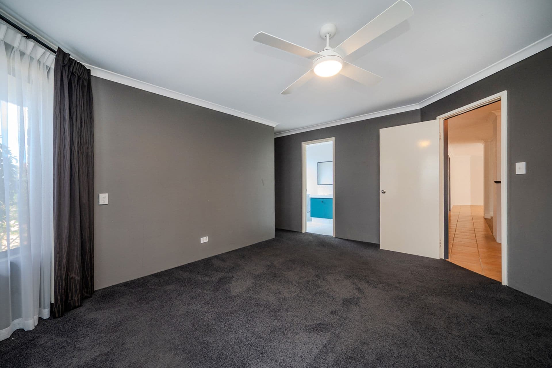 16 Mintaro Parade, Quinns Rocks, WA, 6030, Quinns Rocks - Thumbnail 5