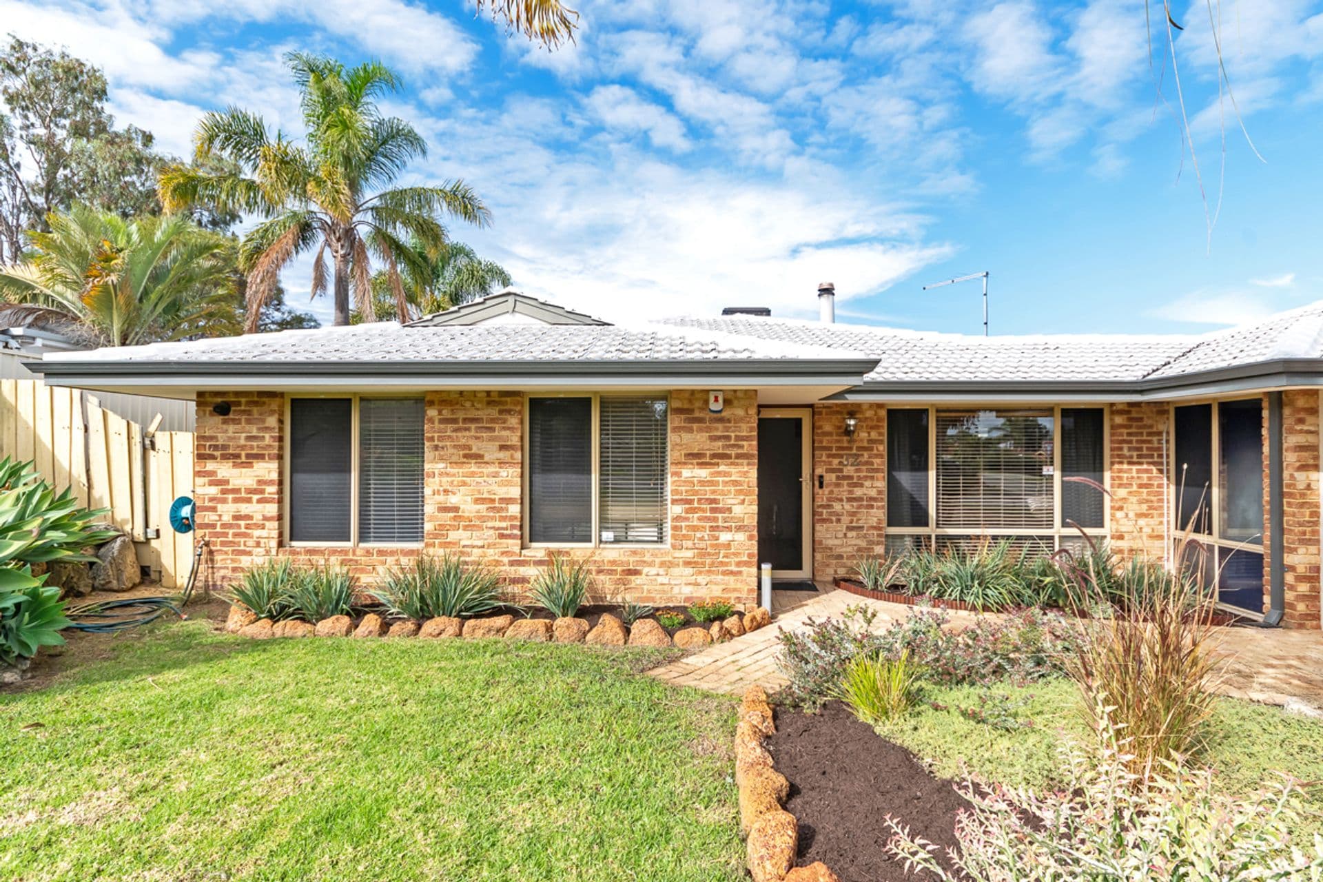 32 Elliot Road, Hocking, WA, 6065, Hocking - Thumbnail 2