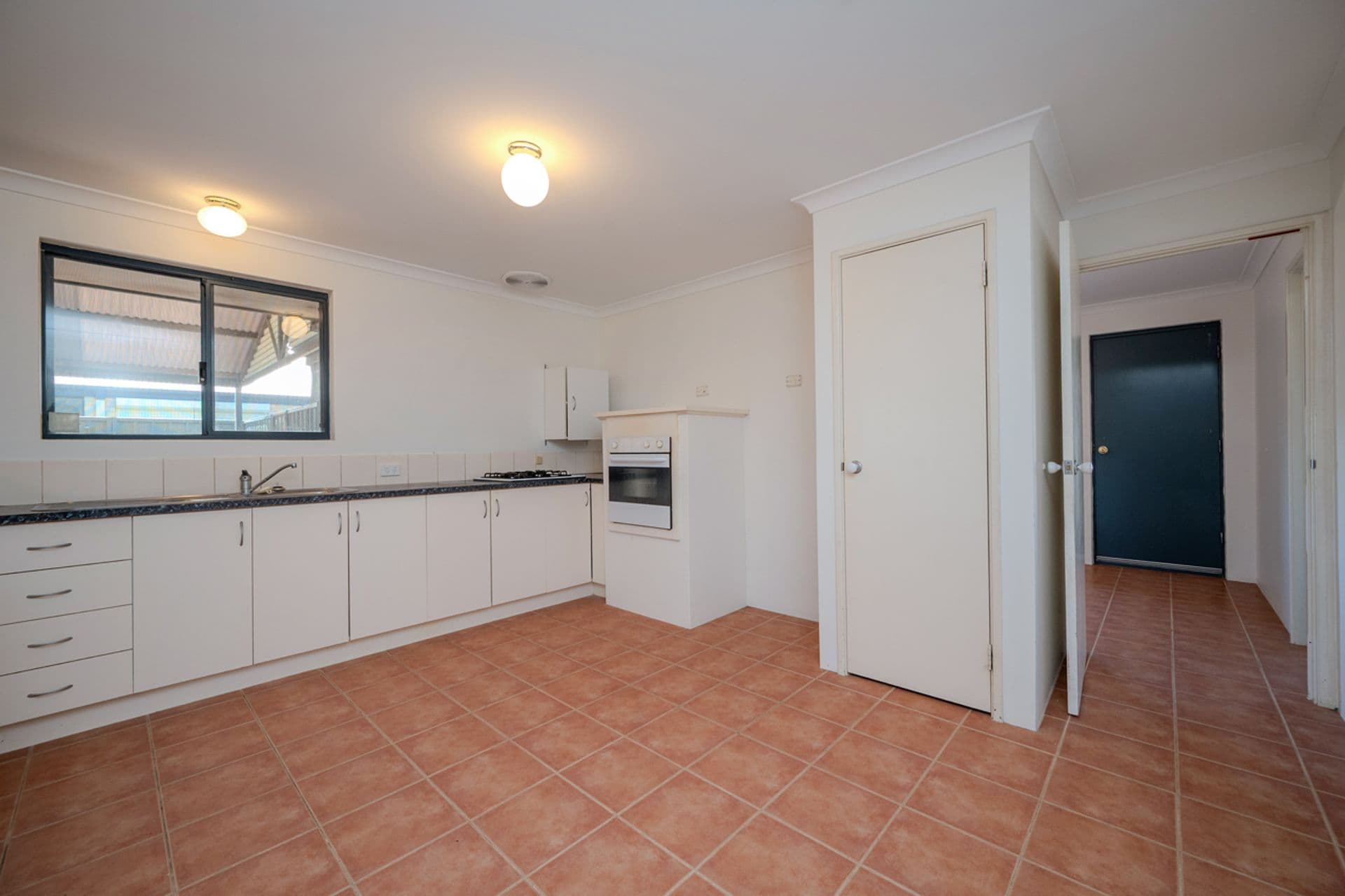 7 Tapalla Turn, Merriwa, WA, 6030, Merriwa - Thumbnail 8