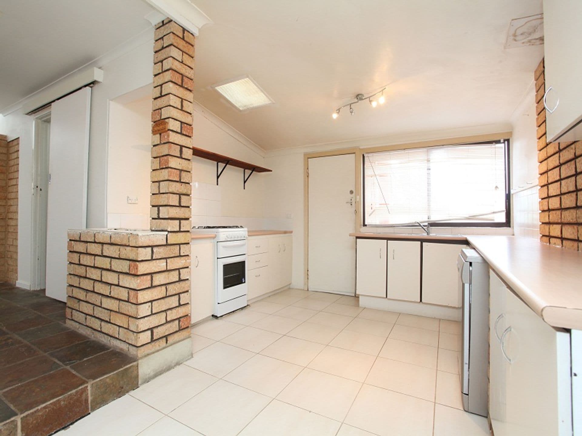 20/61 Rockingham Beach Road, Rockingham, WA, 6168, Safety Bay - Thumbnail 6