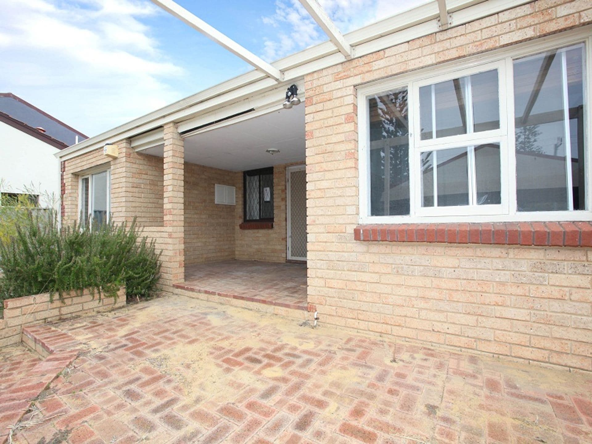20/61 Rockingham Beach Road, Rockingham, WA, 6168, Safety Bay - Thumbnail 2