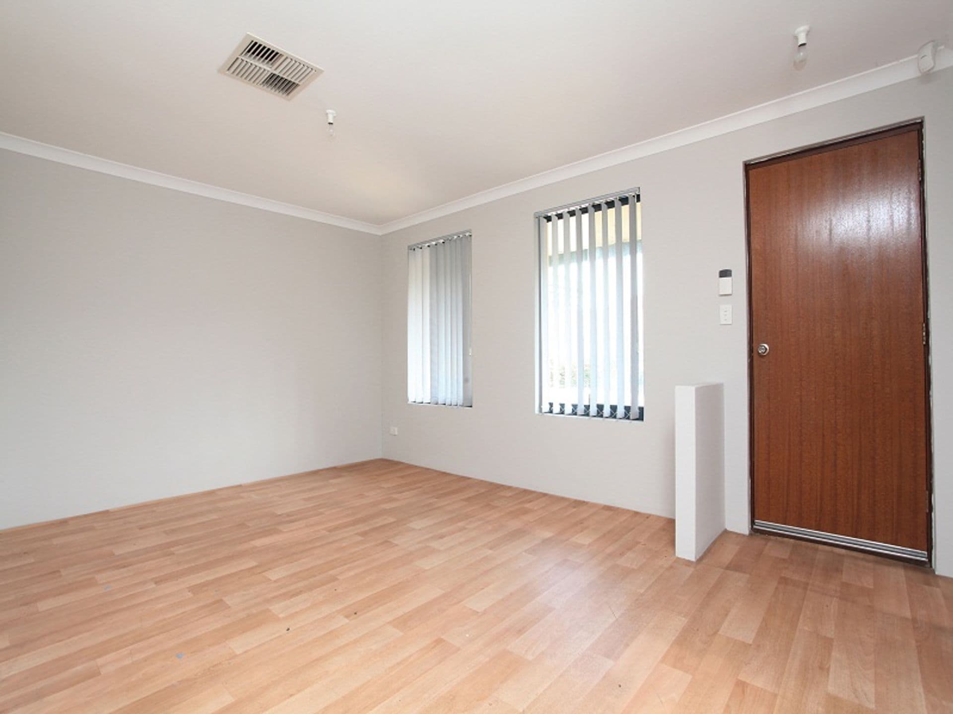 20/61 Rockingham Beach Road, Rockingham, WA, 6168, Port Kennedy - Thumbnail 4