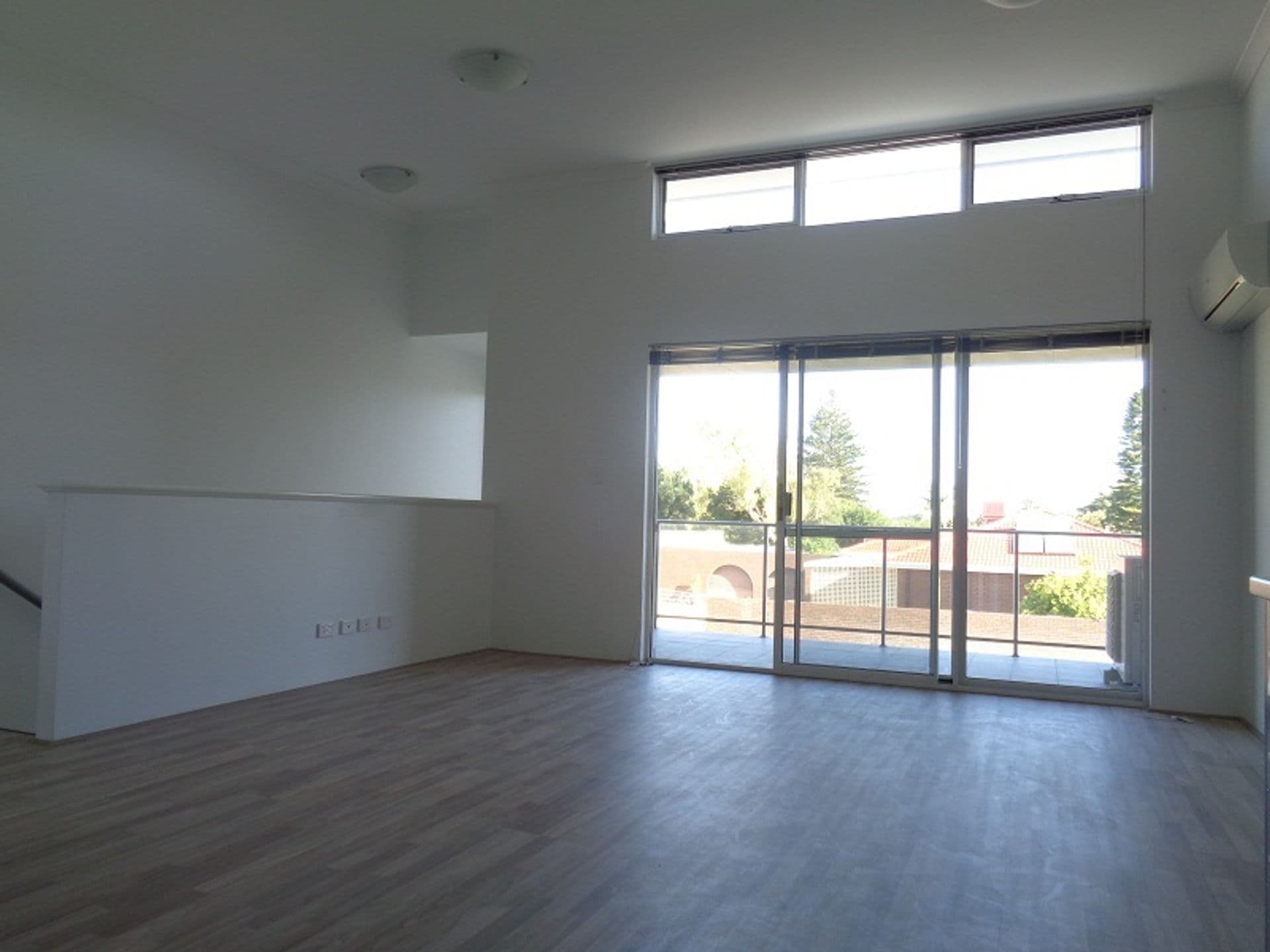 6/11 Vaux Street, Rockingham, WA, 6168, Rockingham - Thumbnail 4
