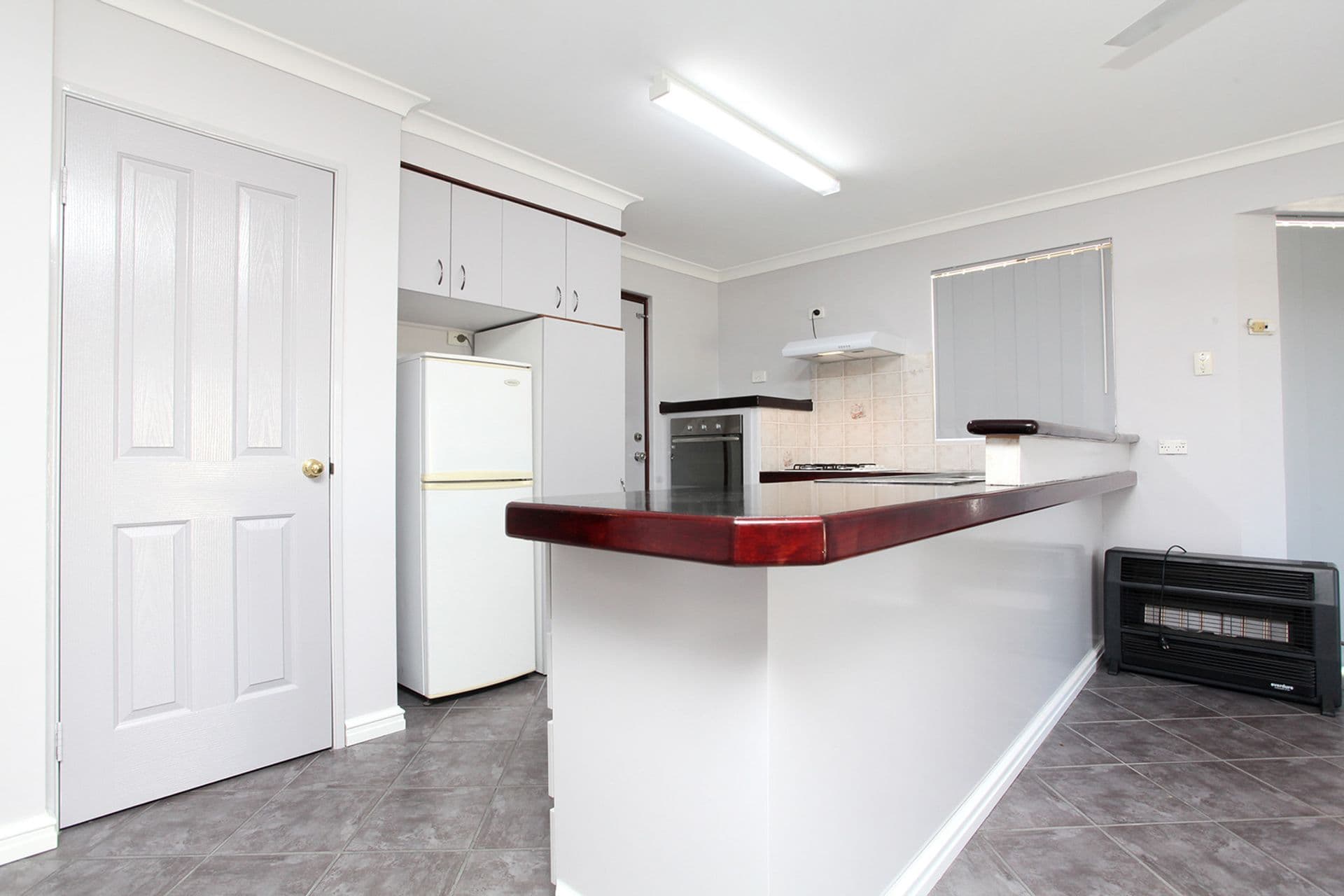 20/61 Rockingham Beach Road, Rockingham, WA, 6168, Warnbro - Thumbnail 8