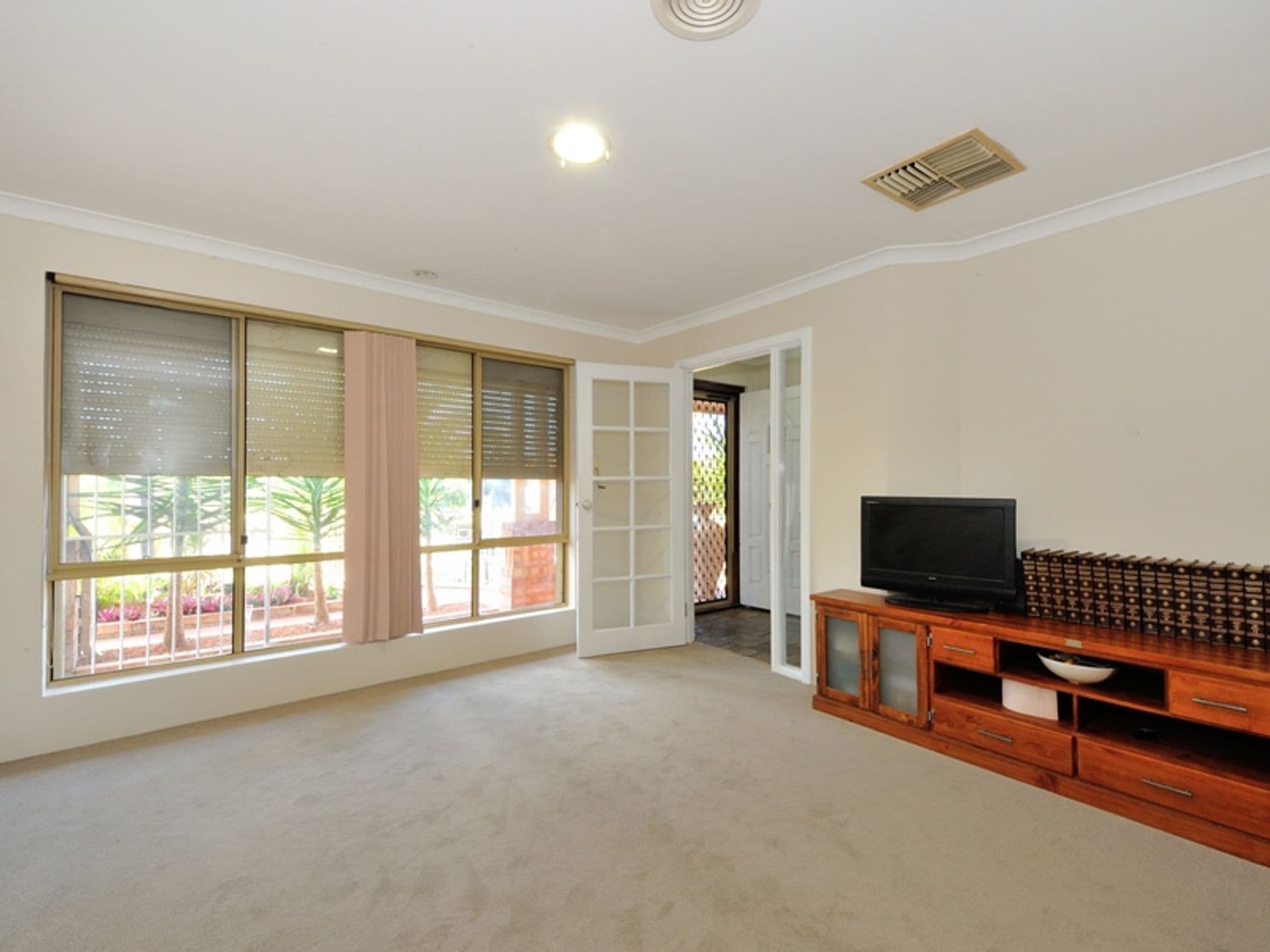 20/61 Rockingham Beach Road, Rockingham, WA, 6168, Cooloongup - Thumbnail 3