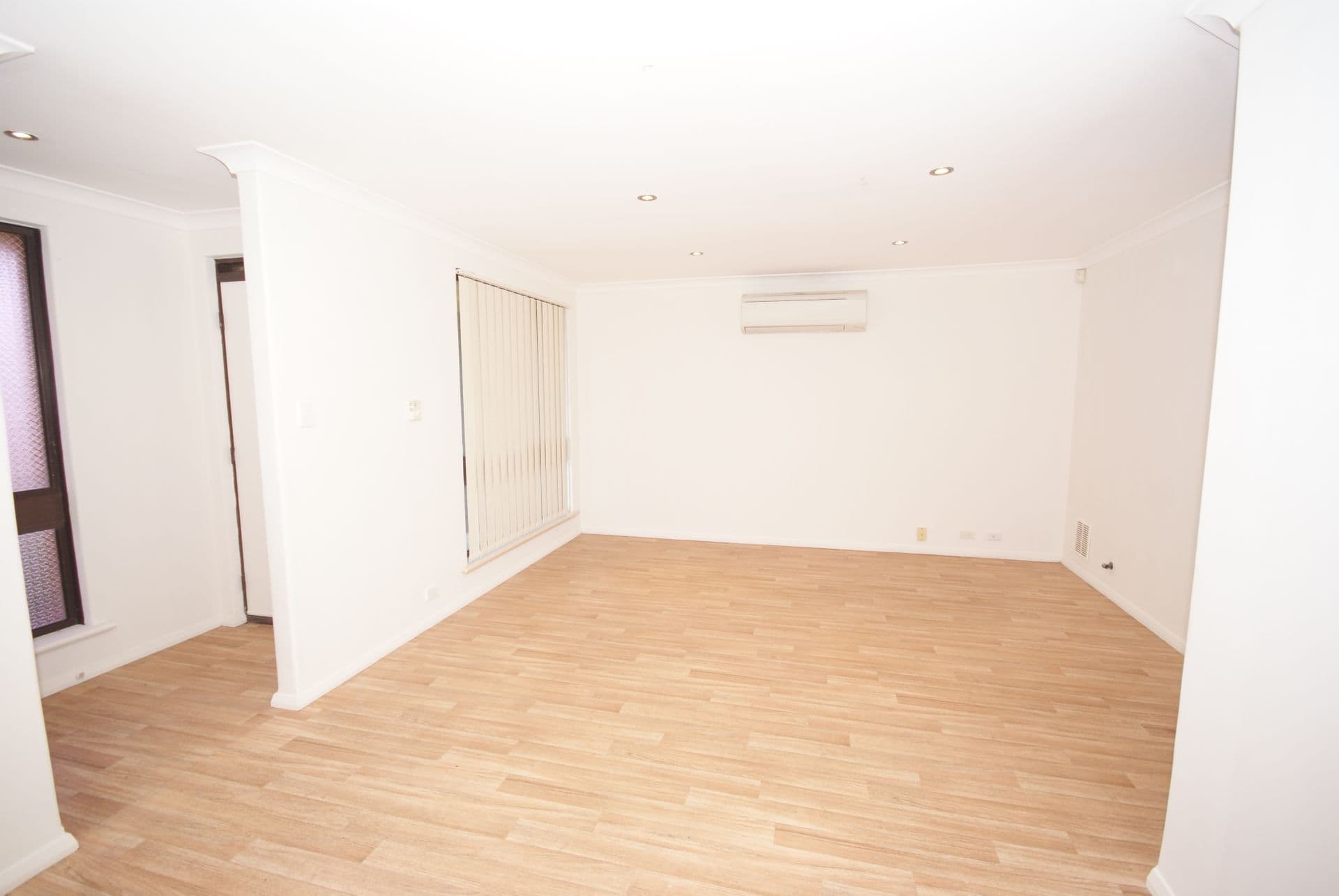 20/61 Rockingham Beach Road, Rockingham, WA, 6168, Cooloongup - Thumbnail 3