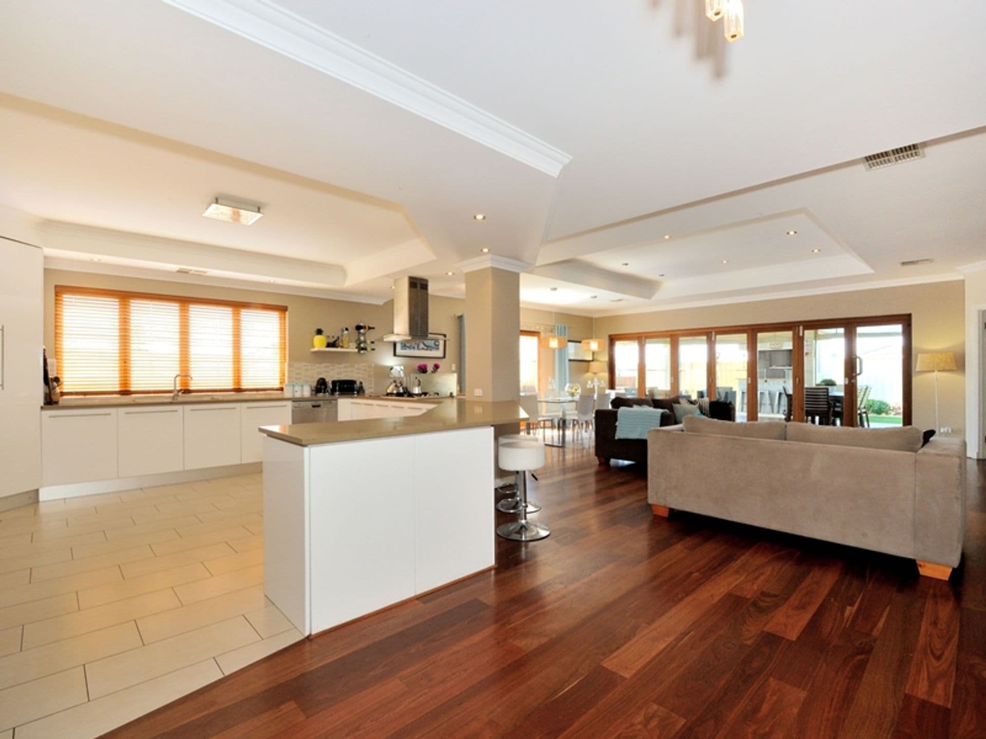 20/61 Rockingham Beach Road, Rockingham, WA, 6168, Secret Harbour - Thumbnail 4