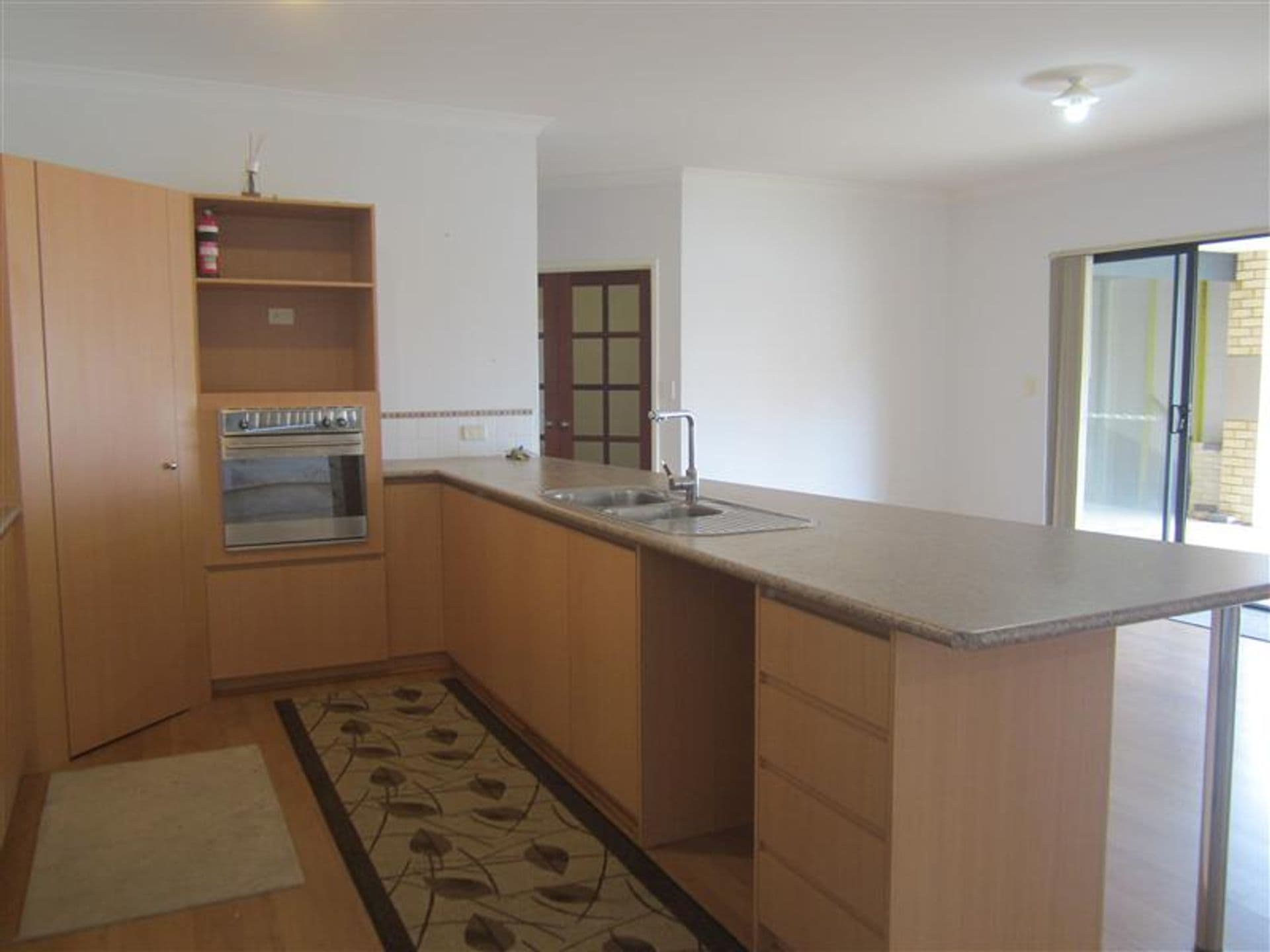 20/61 Rockingham Beach Road, Rockingham, WA, 6168, Hackett - Thumbnail 2