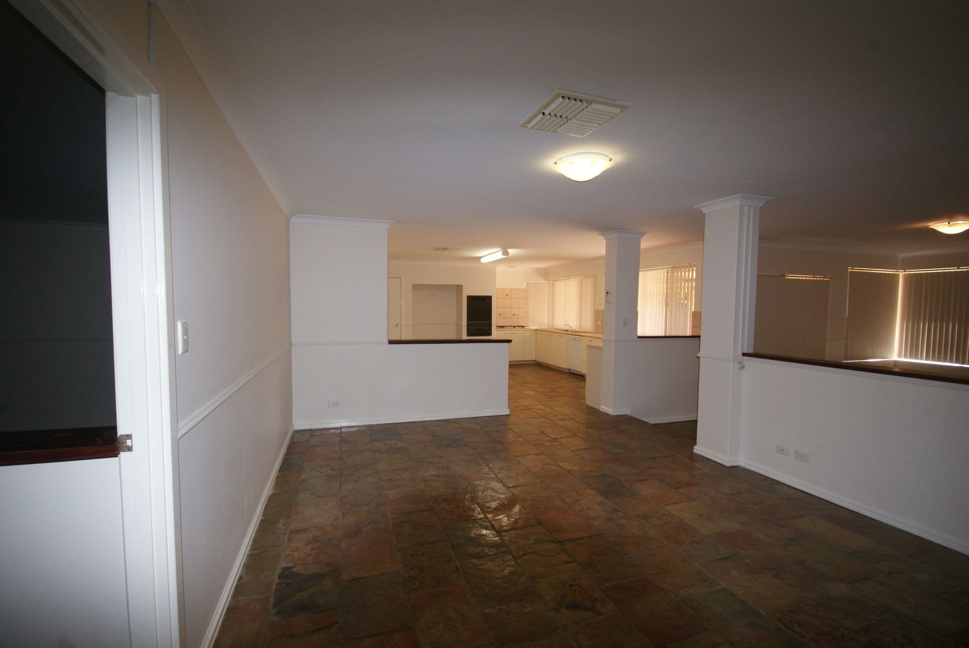 20/61 Rockingham Beach Road, Rockingham, WA, 6168, Cooloongup - Thumbnail 5