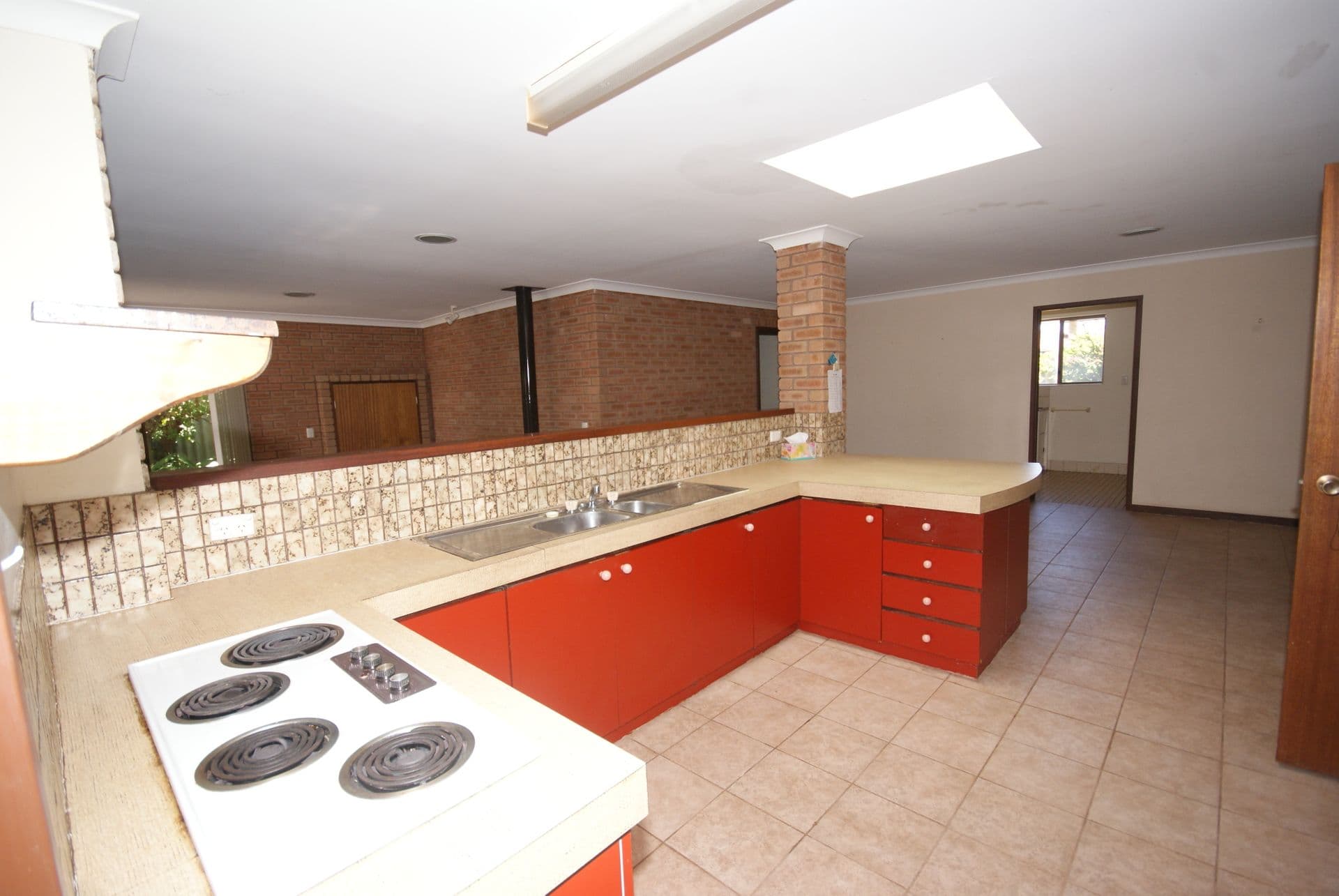 20/61 Rockingham Beach Road, Rockingham, WA, 6168, Waikiki - Thumbnail 2