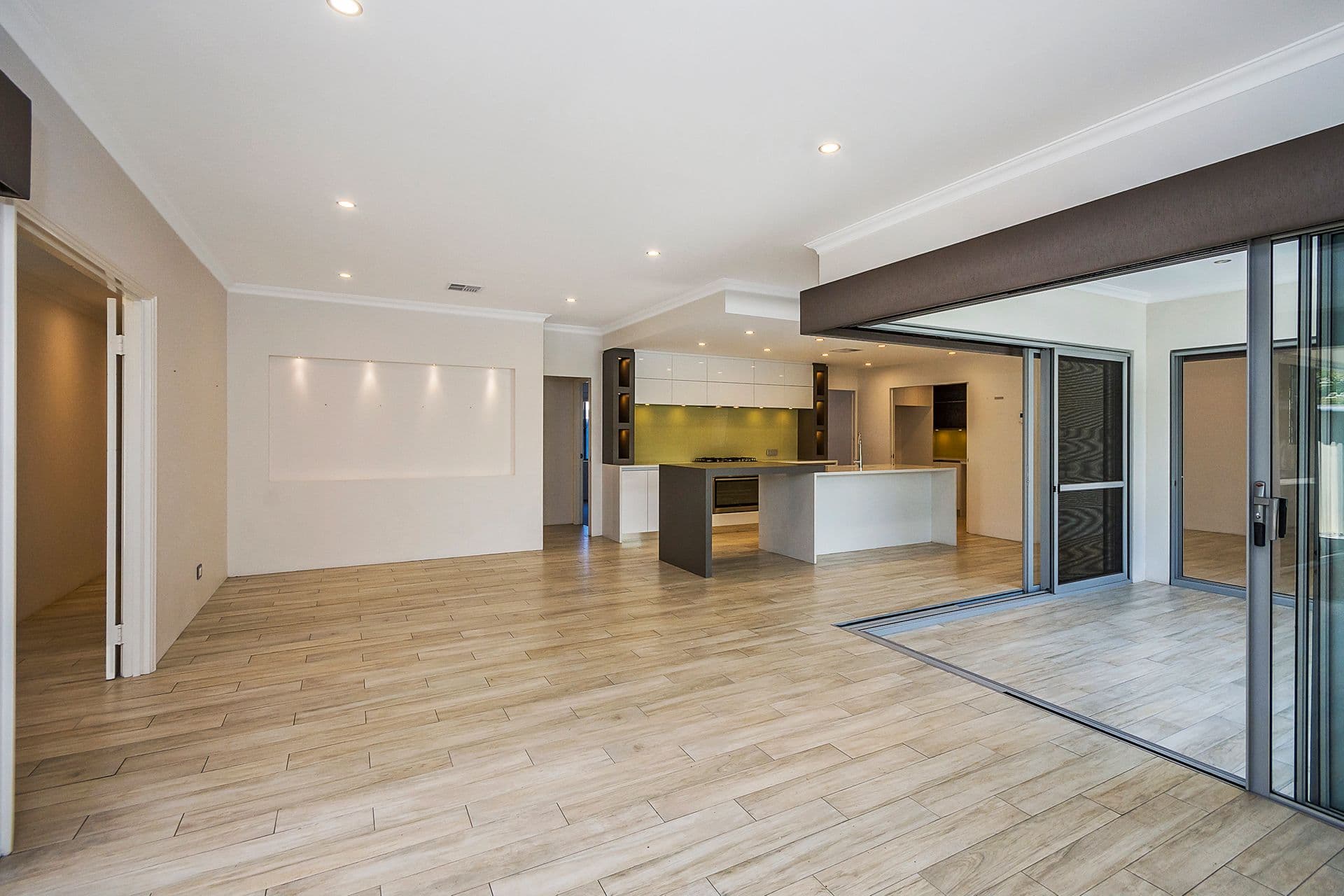 20/61 Rockingham Beach Road, Rockingham, WA, 6168, Baldivis - Thumbnail 4