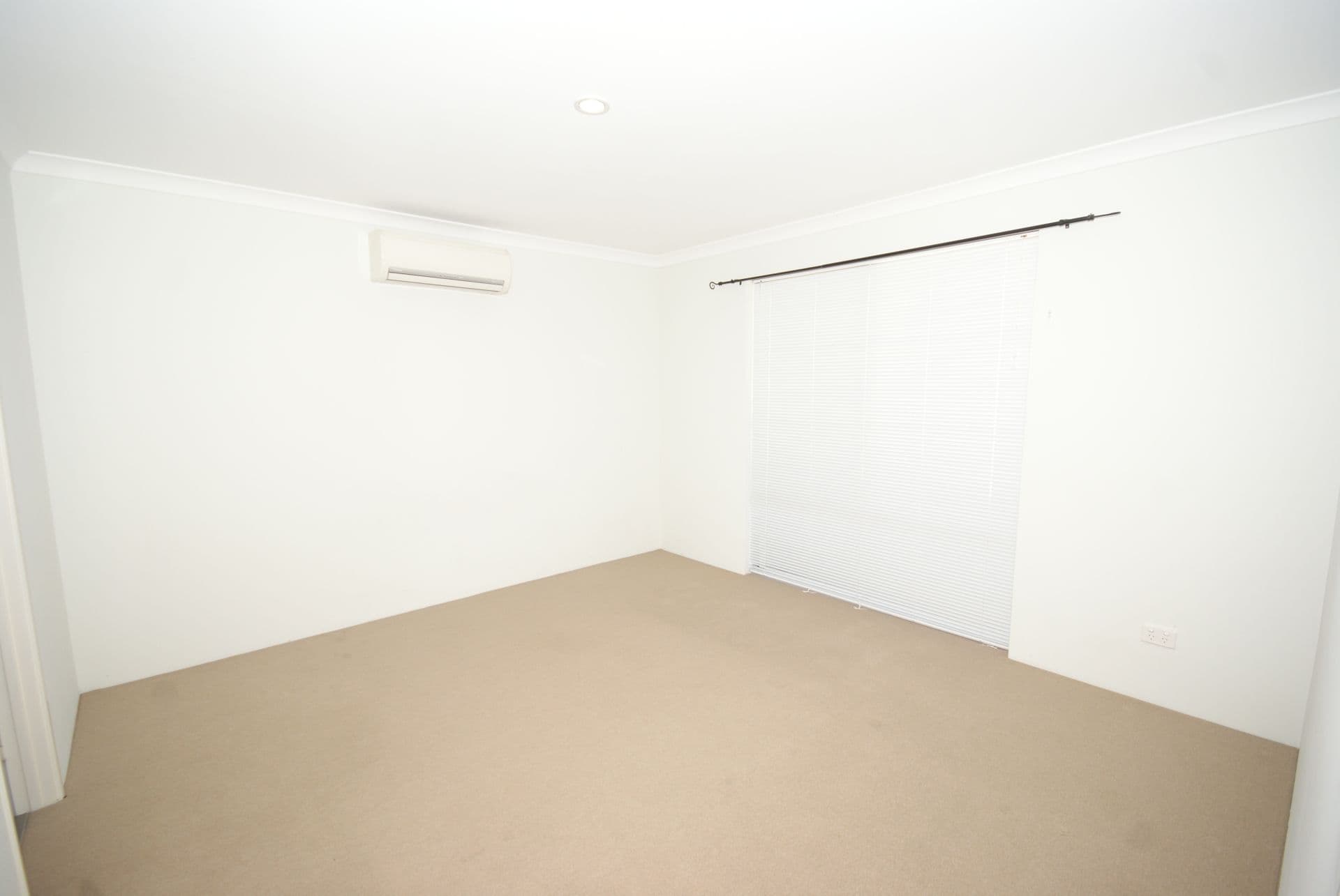 20/61 Rockingham Beach Road, Rockingham, WA, 6168, Wellard - Thumbnail 4