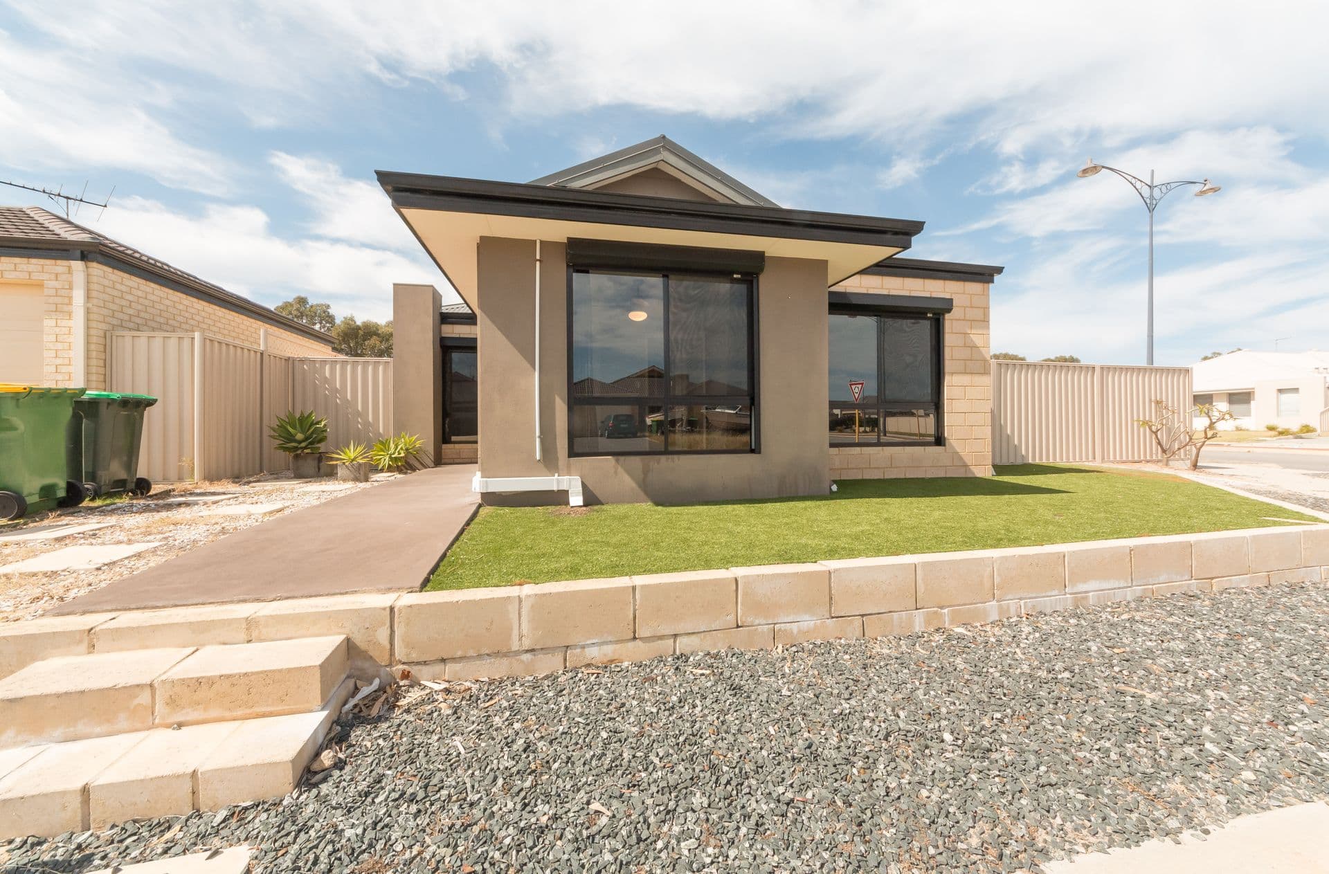 20/61 Rockingham Beach Road, Rockingham, WA, 6168, Secret Harbour - Thumbnail 2