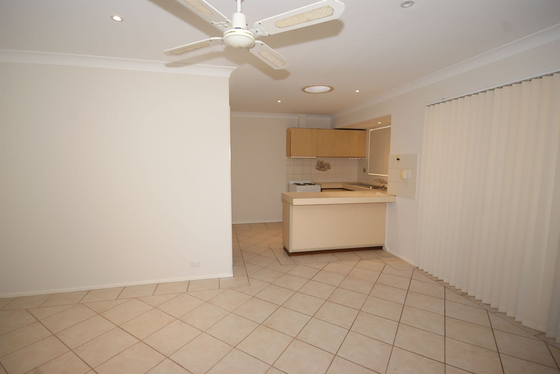 20/61 Rockingham Beach Road, Rockingham, WA, 6168, Cooloongup - Thumbnail 6
