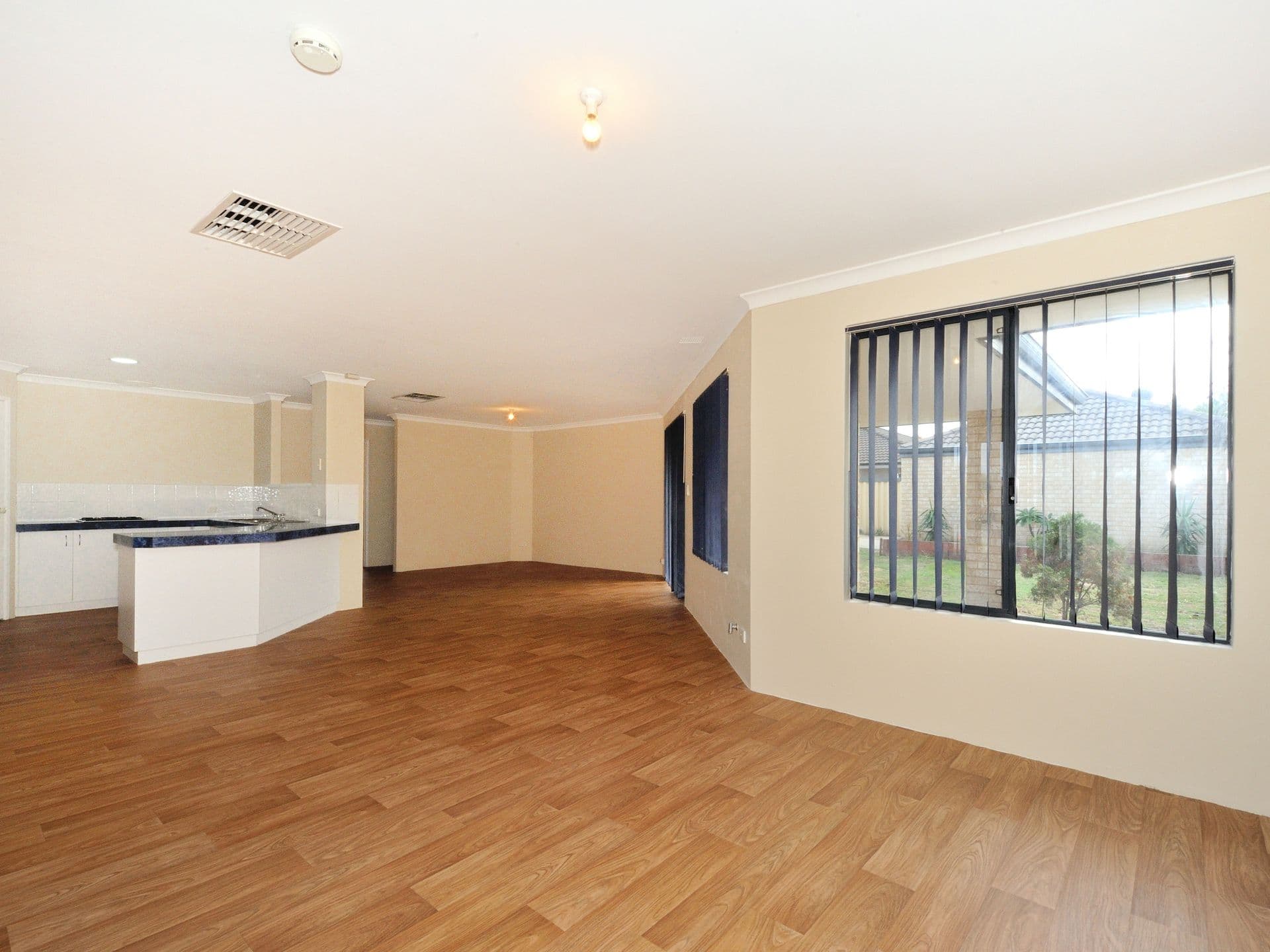 20/61 Rockingham Beach Road, Rockingham, WA, 6168, Port Kennedy - Thumbnail 4