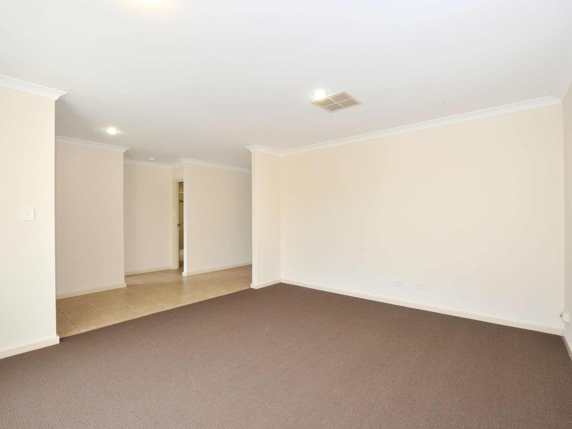 20/61 Rockingham Beach Road, Rockingham, WA, 6168, Secret Harbour - Thumbnail 3