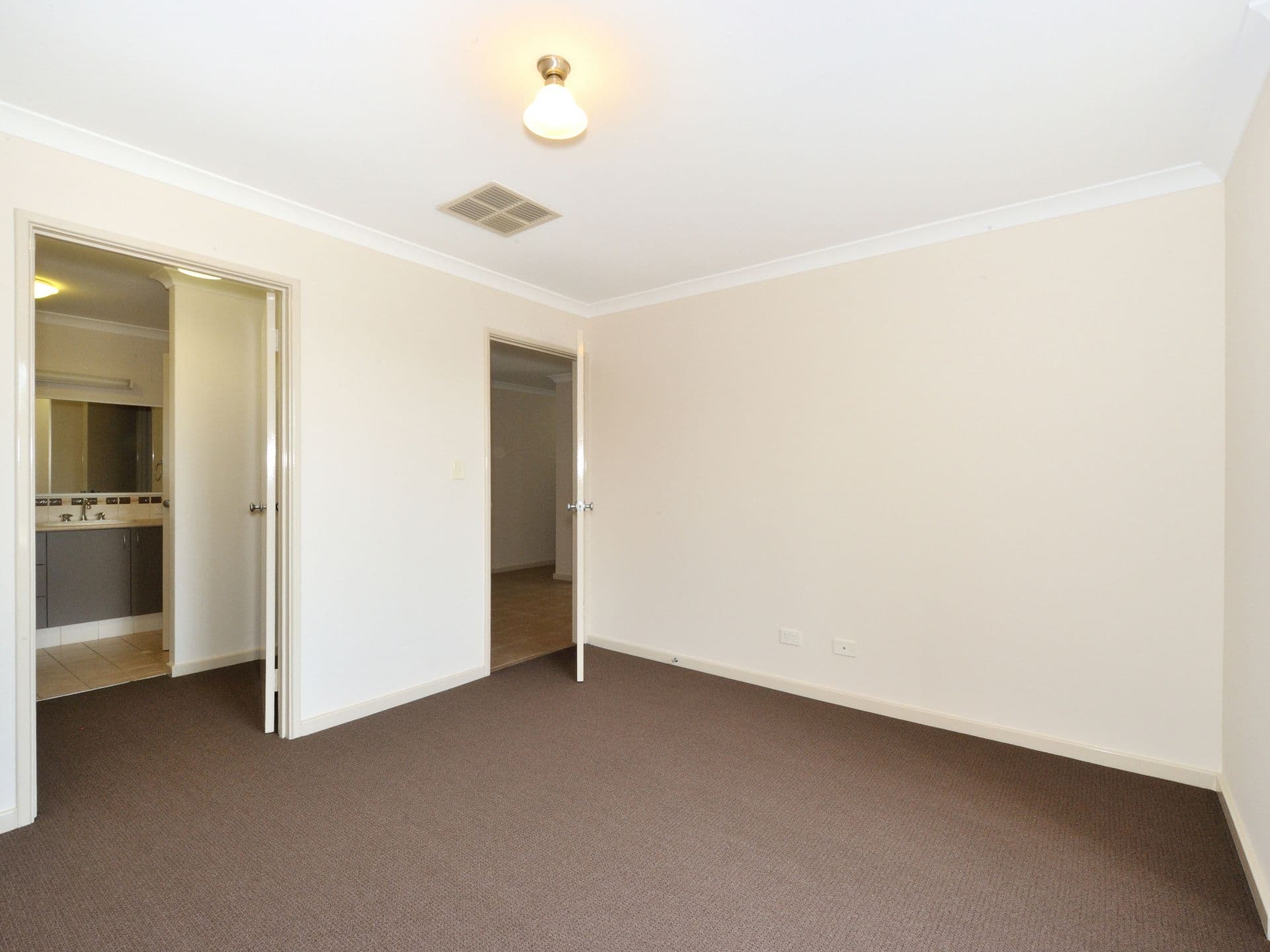 20/61 Rockingham Beach Road, Rockingham, WA, 6168, Secret Harbour - Thumbnail 4