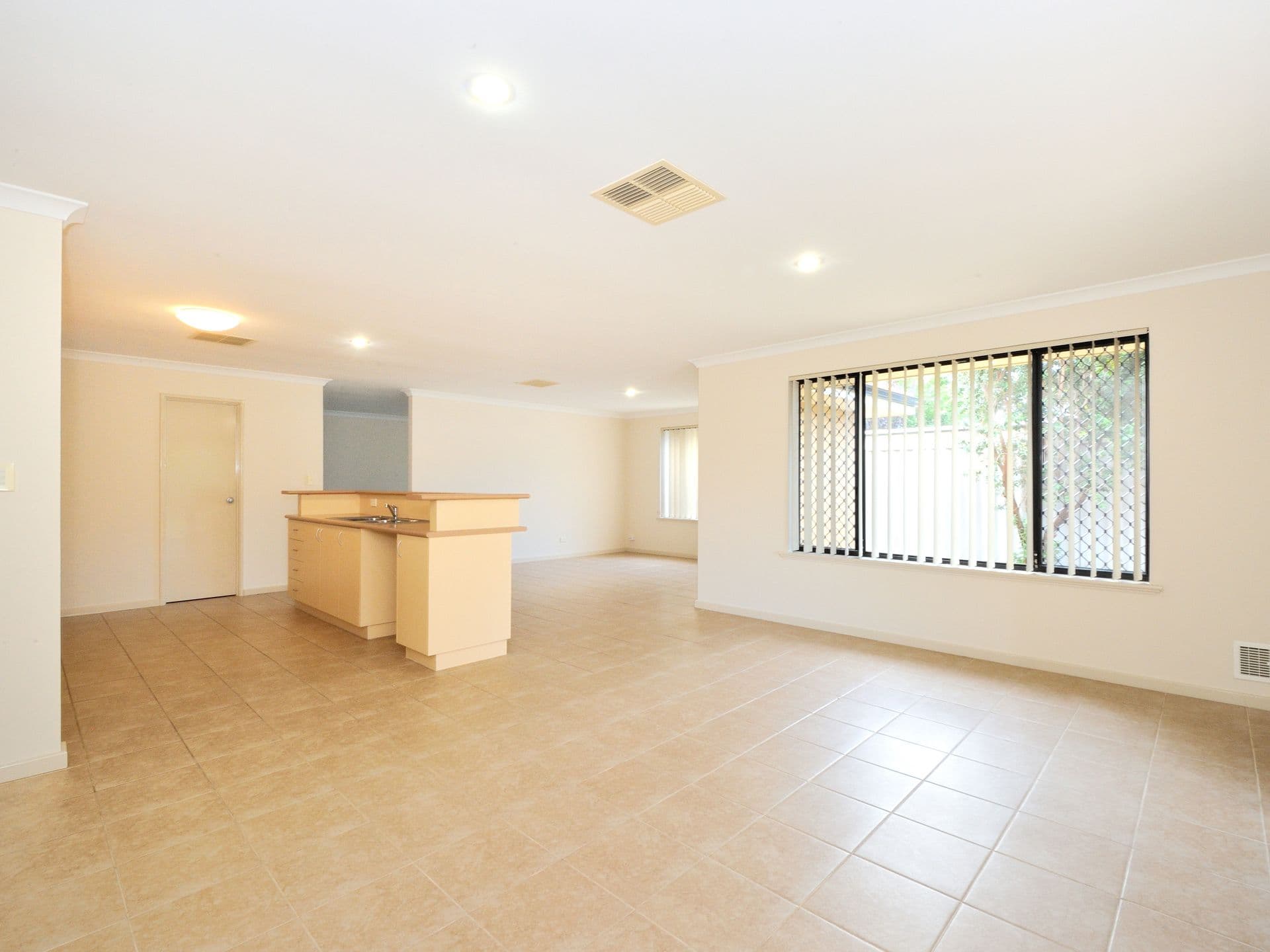 20/61 Rockingham Beach Road, Rockingham, WA, 6168, Secret Harbour - Thumbnail 8
