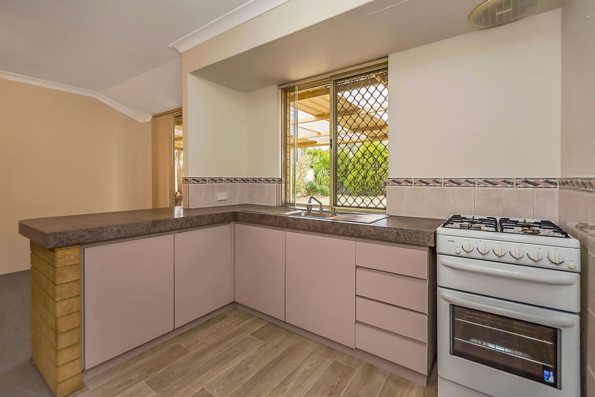 20/61 Rockingham Beach Road, Rockingham, WA, 6168, Waikiki - Thumbnail 7