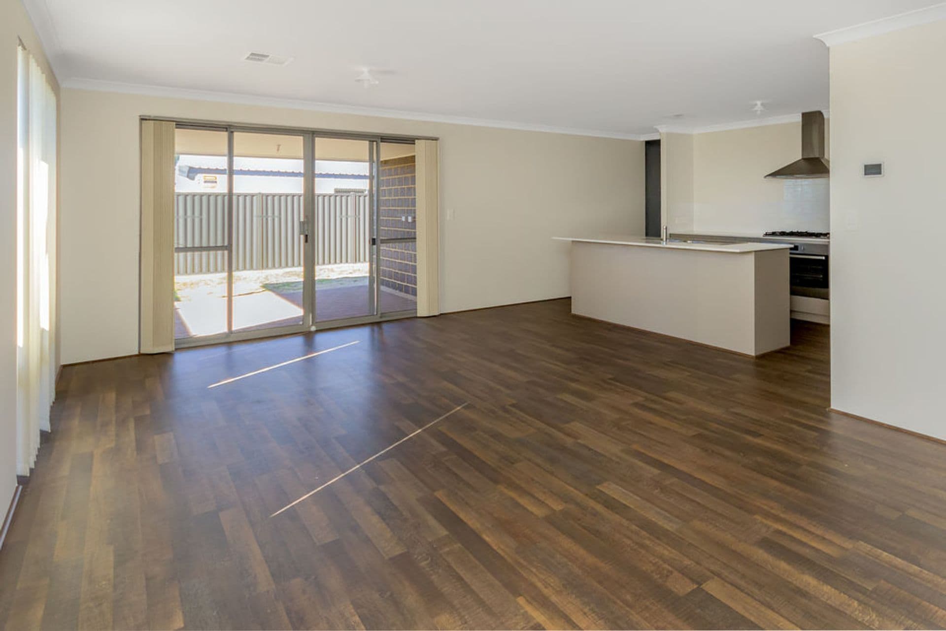 20/61 Rockingham Beach Road, Rockingham, WA, 6168, Baldivis - Thumbnail 4