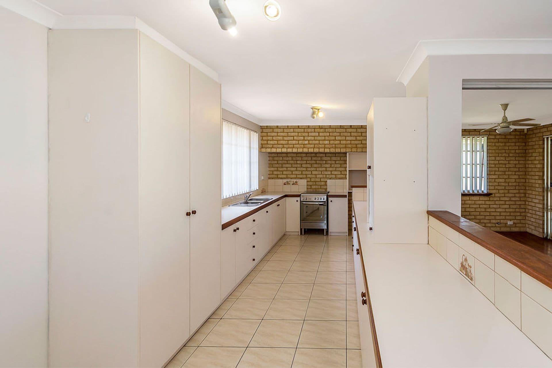 20/61 Rockingham Beach Road, Rockingham, WA, 6168, Cooloongup - Thumbnail 8