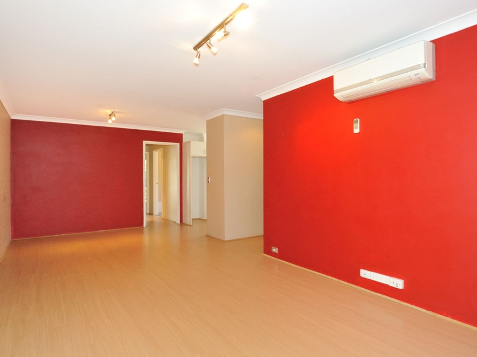 3/3 Alexandra Street, Rockingham, WA, 6168, Rockingham - Thumbnail 2