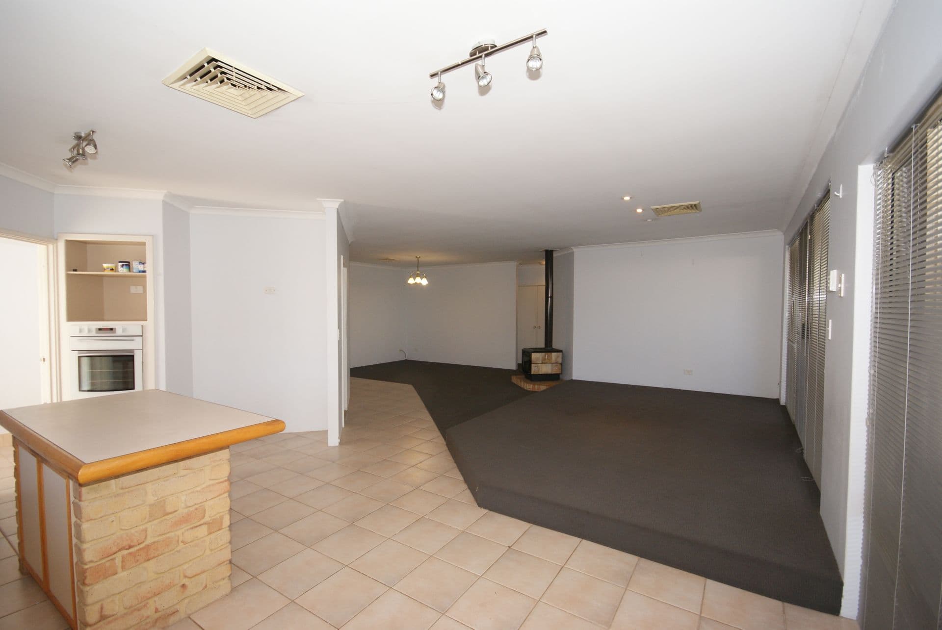 20/61 Rockingham Beach Road, Rockingham, WA, 6168, Thornlie - Thumbnail 7