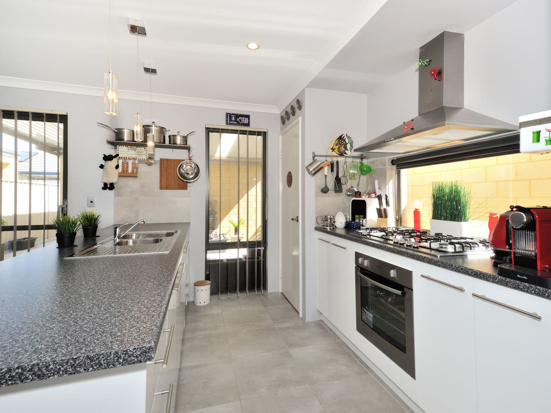 20/61 Rockingham Beach Road, Rockingham, WA, 6168, Golden Bay - Thumbnail 2