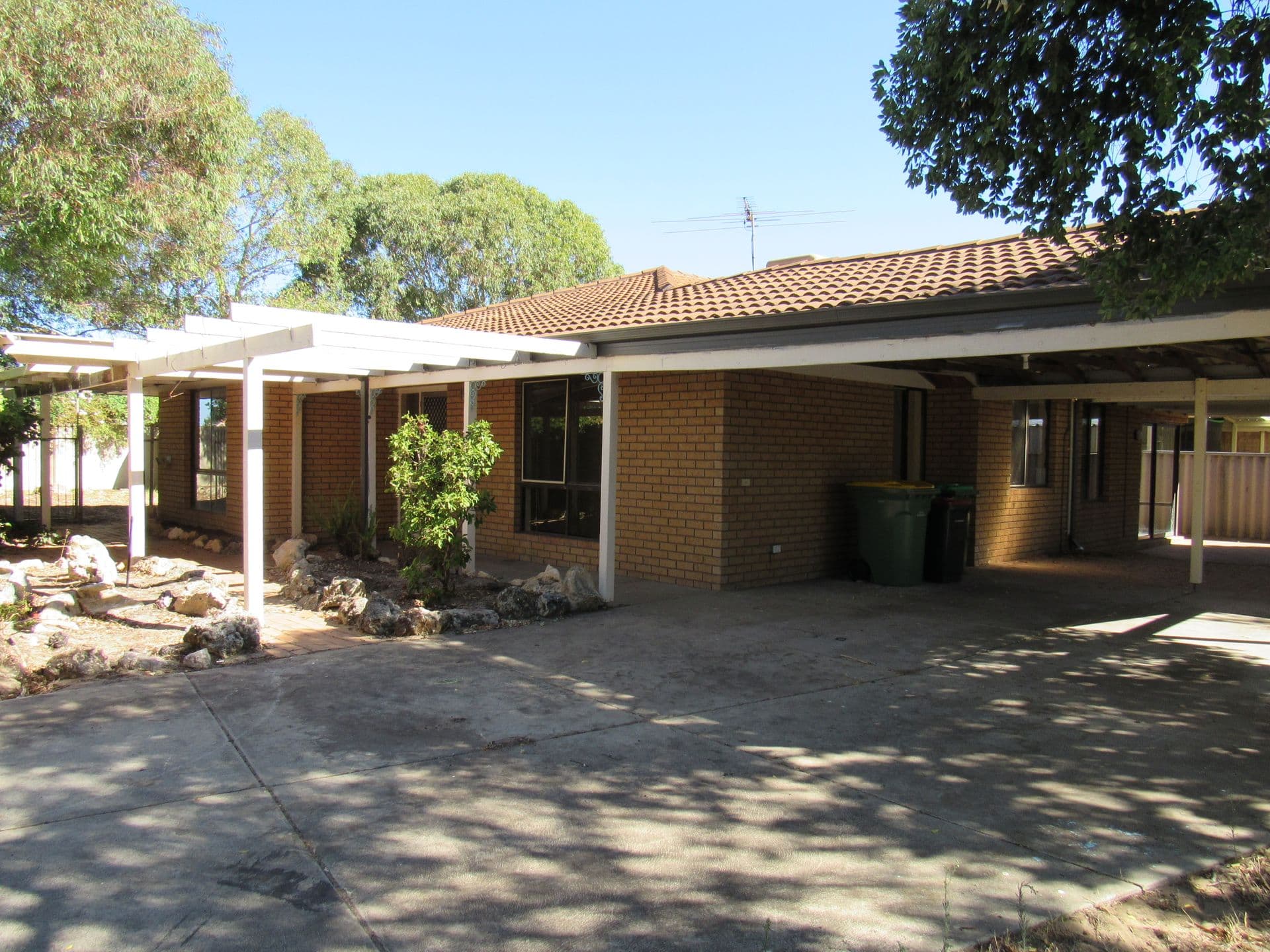 20/61 Rockingham Beach Road, Rockingham, WA, 6168, Warnbro - Thumbnail 2