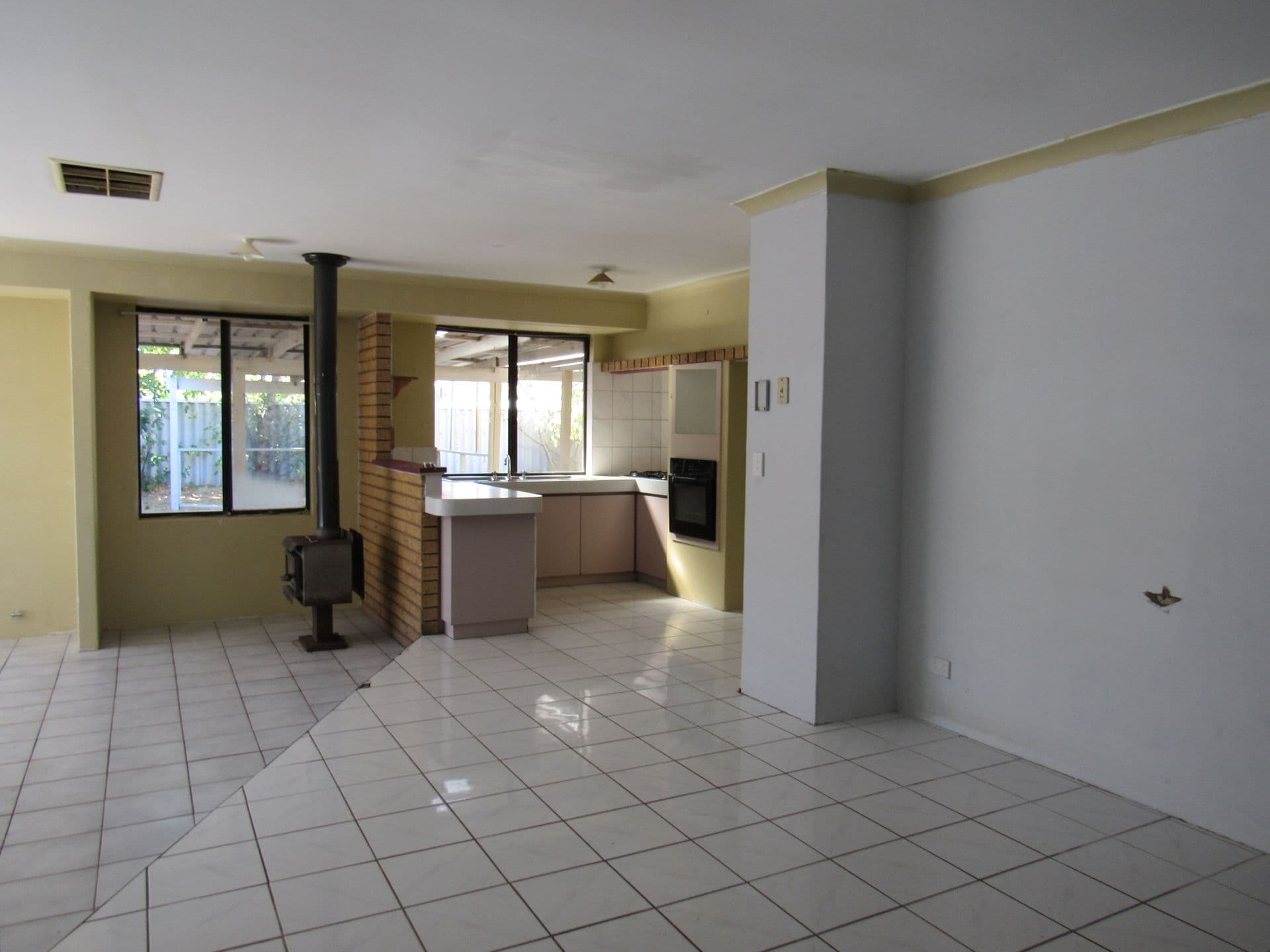 20/61 Rockingham Beach Road, Rockingham, WA, 6168, Warnbro - Thumbnail 7