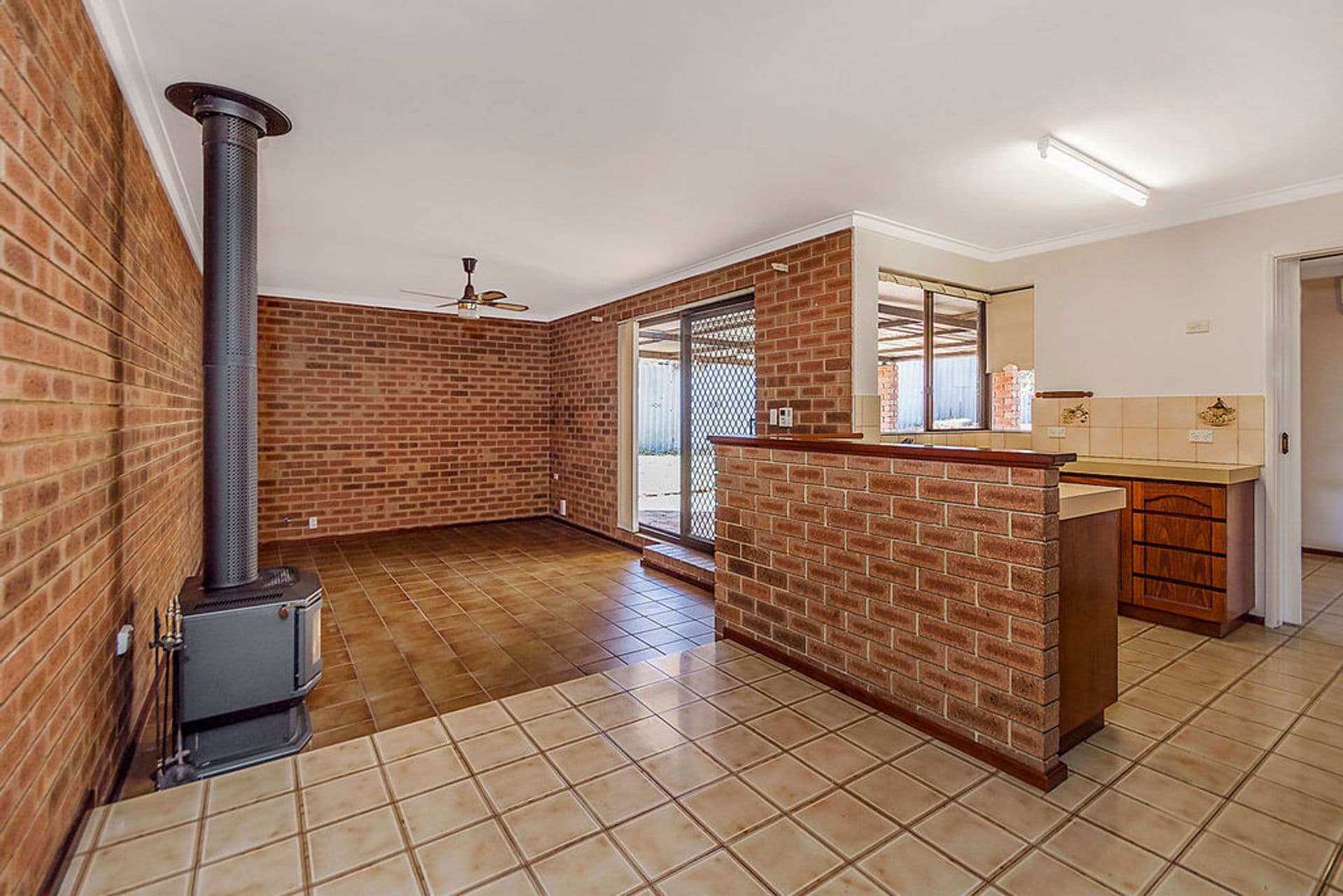 20/61 Rockingham Beach Road, Rockingham, WA, 6168, Parmelia - Thumbnail 4
