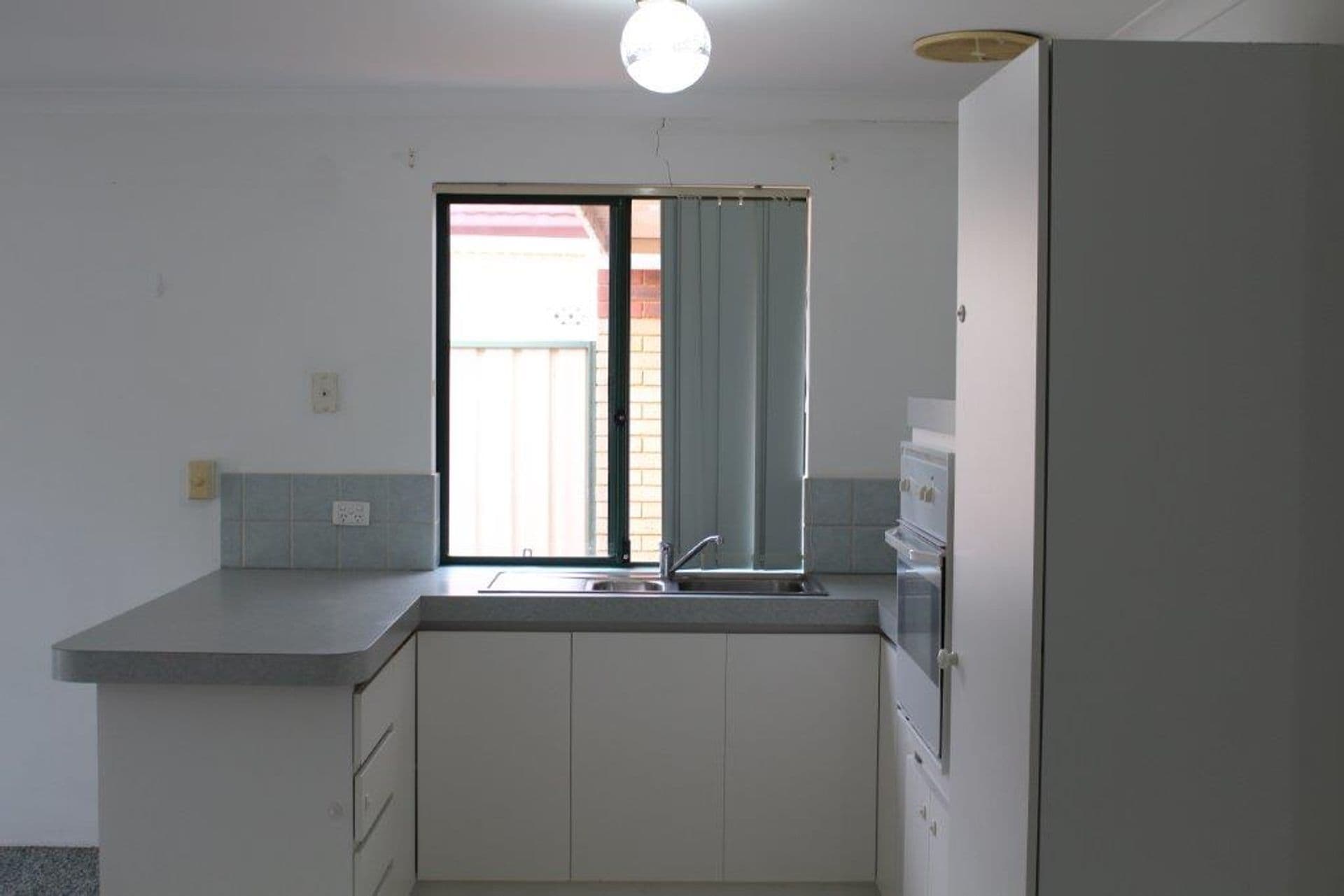 2/56-60 Elanora Drive, Cooloongup, WA, 6168, Cooloongup - Thumbnail 4