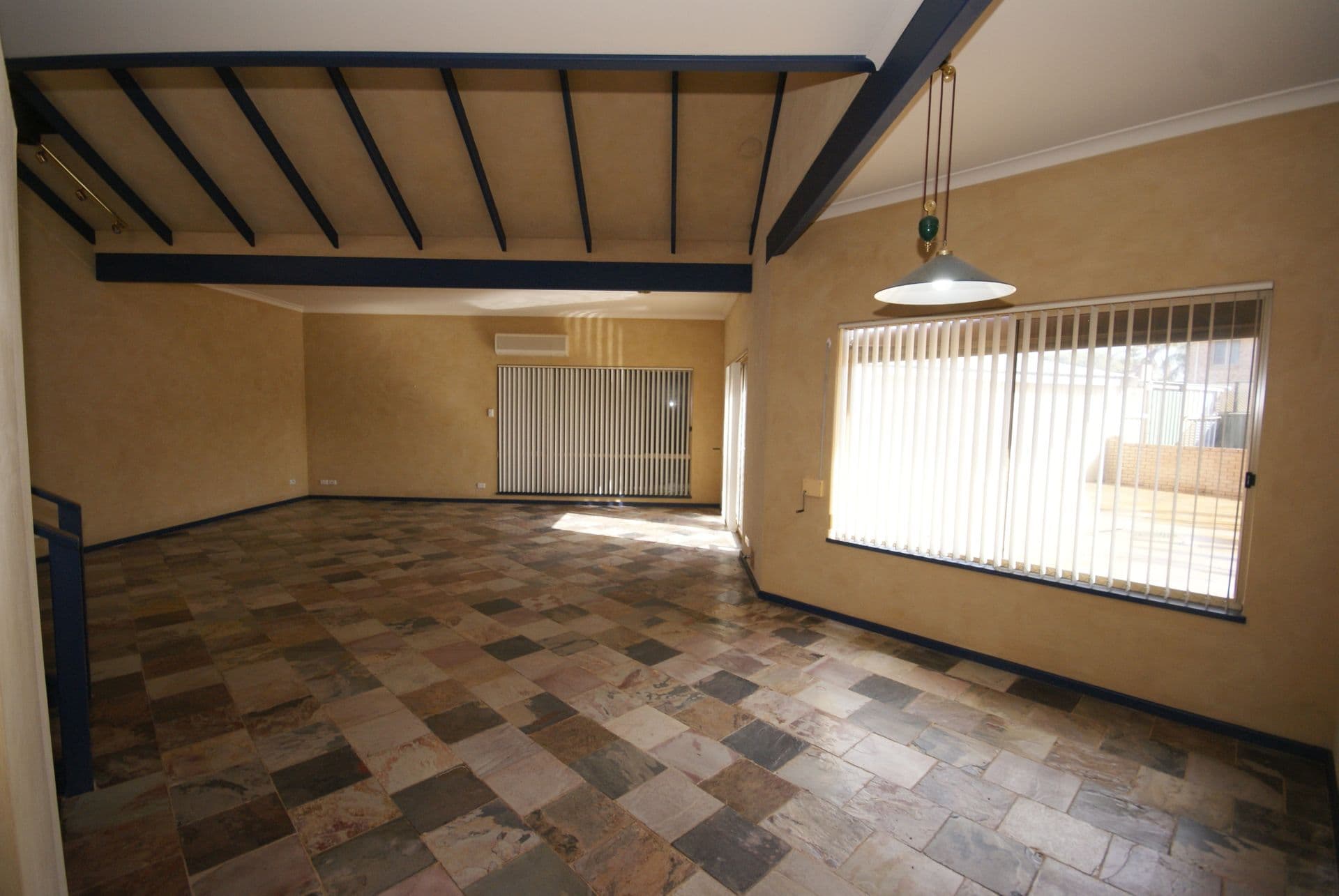20/61 Rockingham Beach Road, Rockingham, WA, 6168, Rockingham - Thumbnail 5