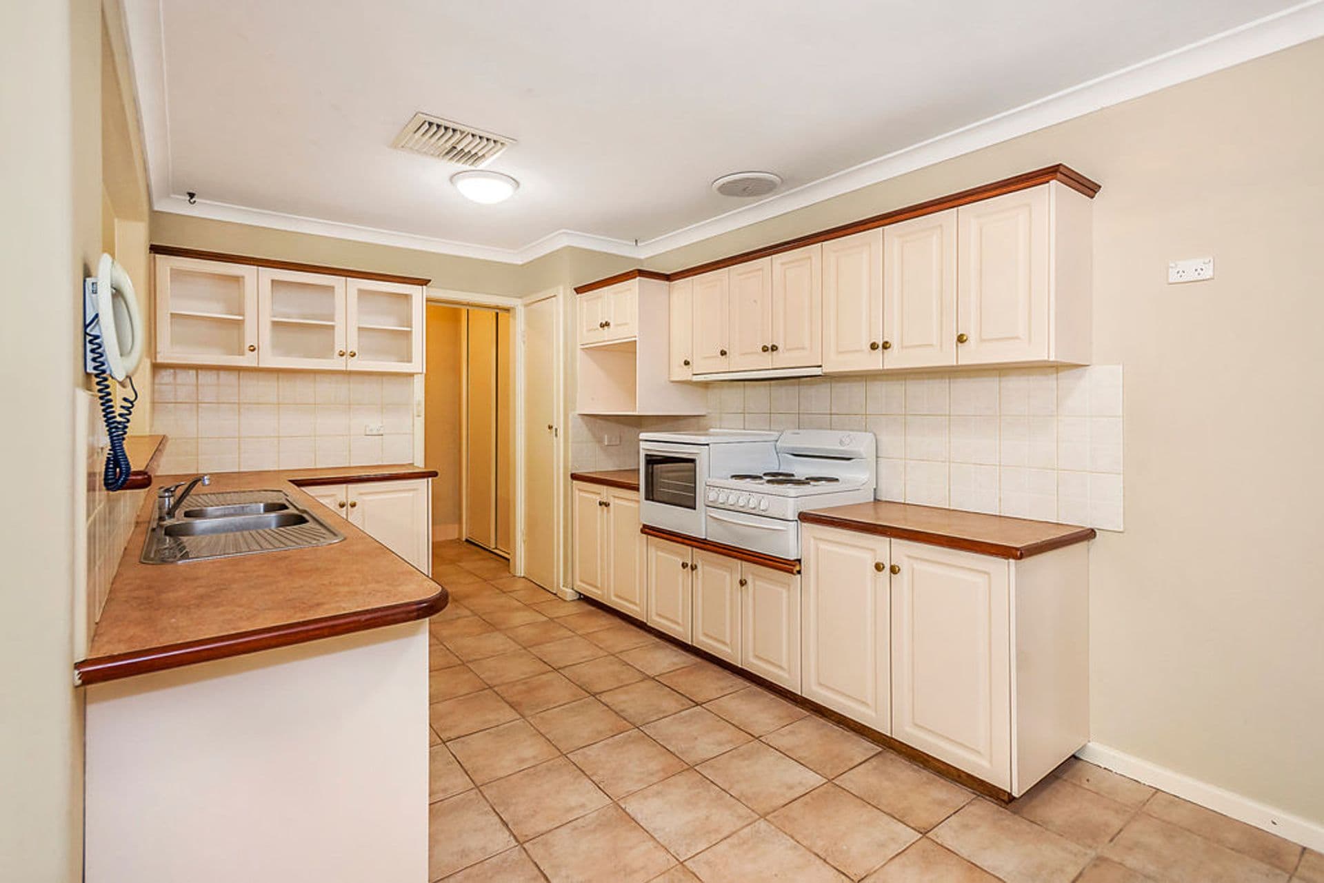 20/61 Rockingham Beach Road, Rockingham, WA, 6168, Hillman - Thumbnail 7
