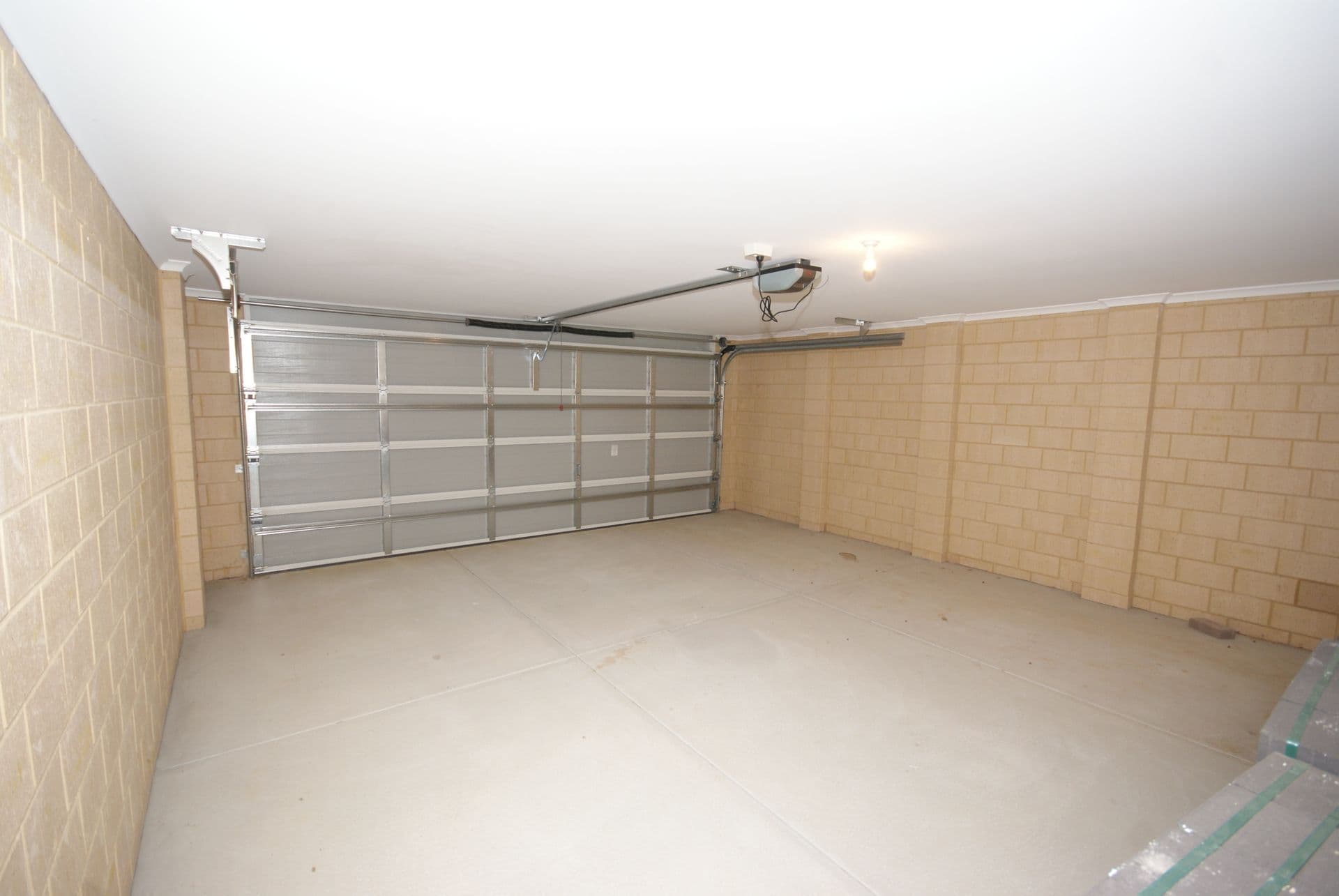 16 Bentham Rise, Wellard, WA, 6170, Wellard - Thumbnail 4