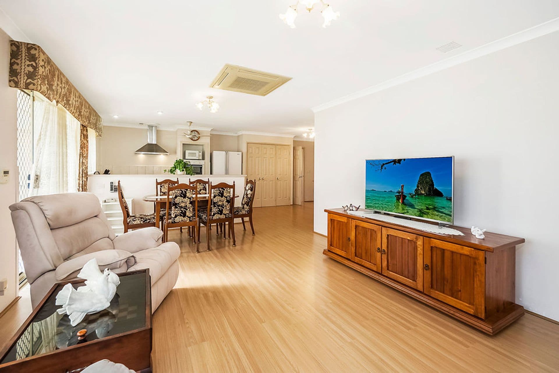 10 Pebblebeach Cove, Waikiki, WA, 6169, Waikiki - Thumbnail 7