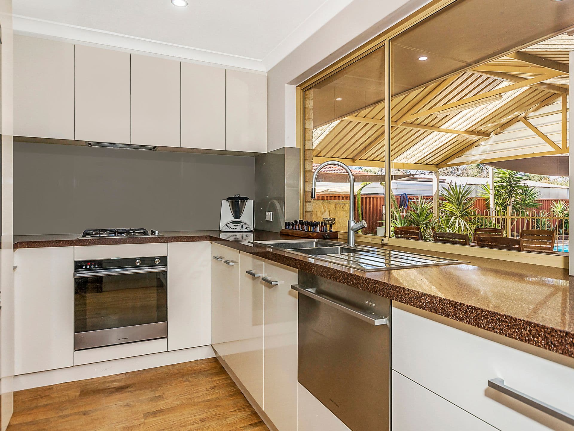 20/61 Rockingham Beach Road, Rockingham, WA, 6168, Hillman - Thumbnail 3