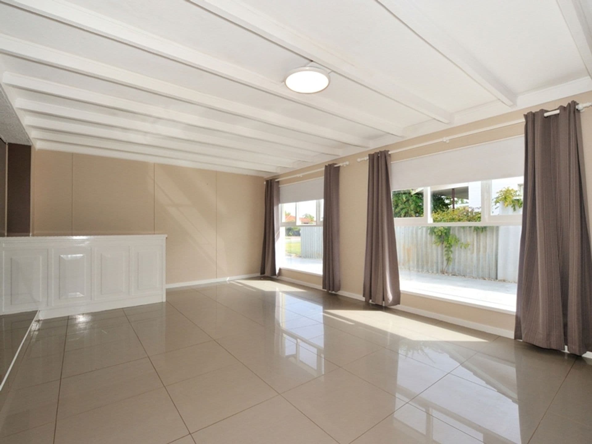 20/61 Rockingham Beach Road, Rockingham, WA, 6168, Rockingham - Thumbnail 2