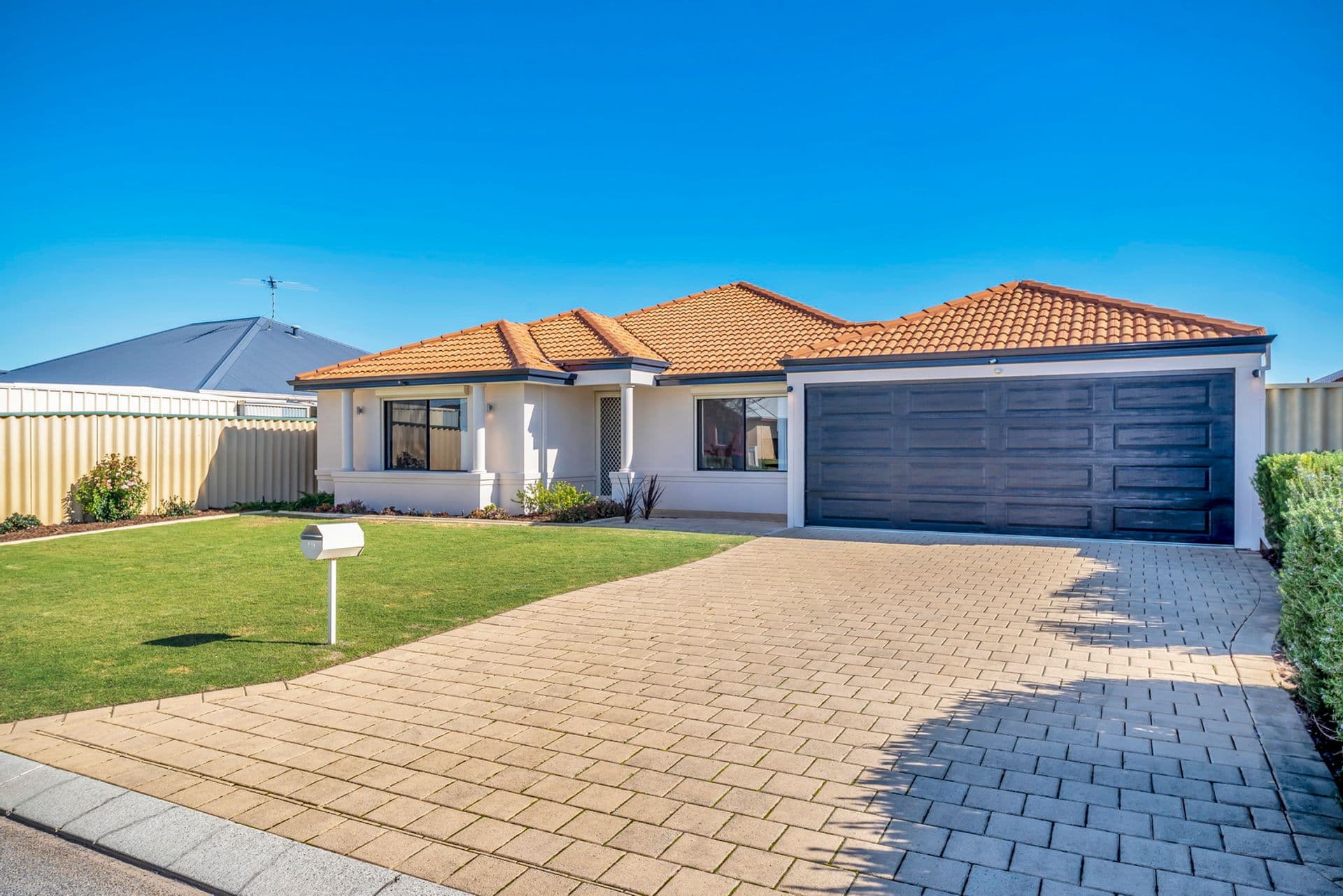 19 Edgbaston Crescent, Port Kennedy, WA, 6172, Port Kennedy - Thumbnail 2
