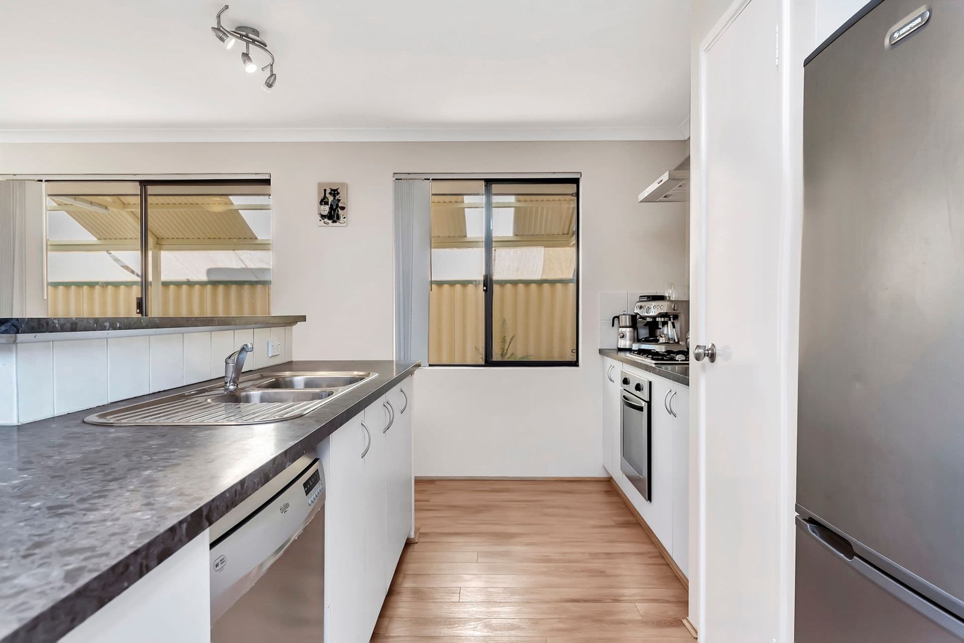 19 Edgbaston Crescent, Port Kennedy, WA, 6172, Port Kennedy - Thumbnail 3