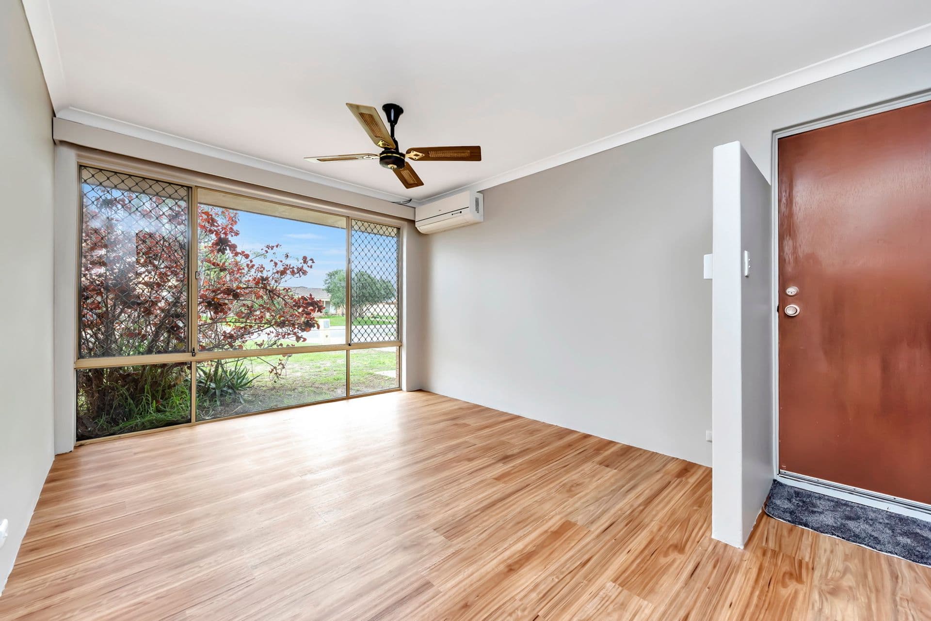 20/61 Rockingham Beach Road, Rockingham, WA, 6168, Cooloongup - Thumbnail 3