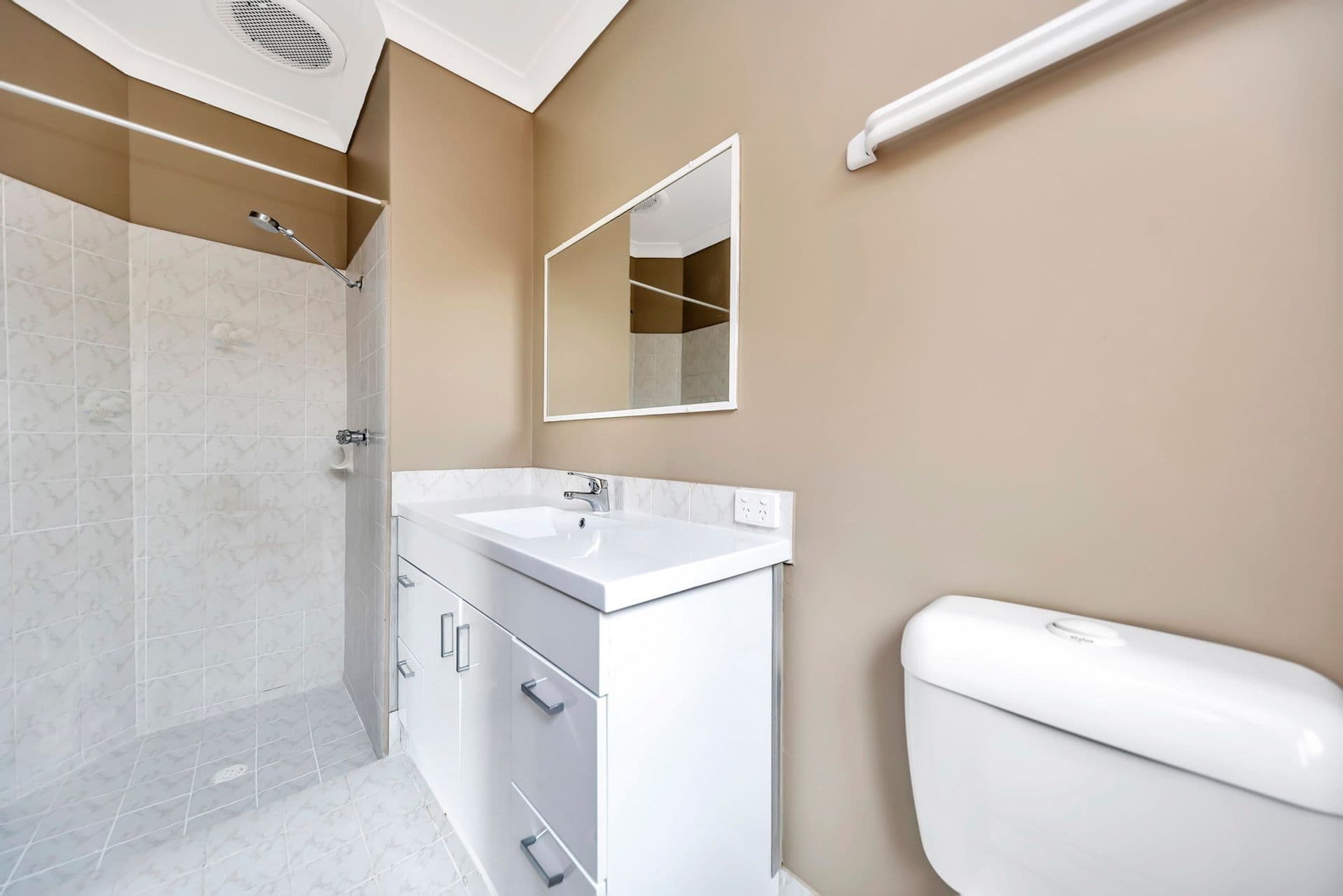 20/61 Rockingham Beach Road, Rockingham, WA, 6168, Cooloongup - Thumbnail 6