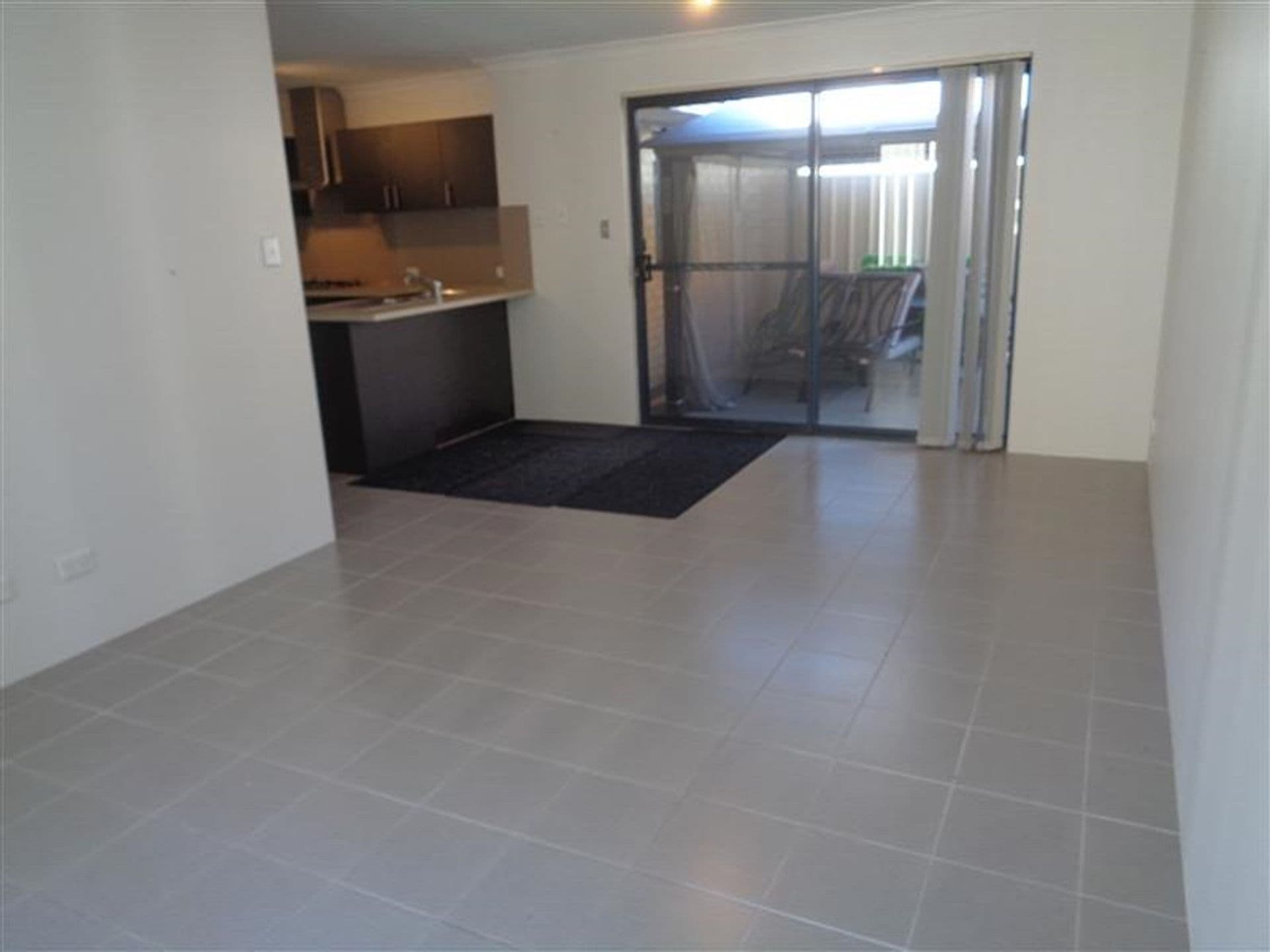 3/213 Willmott Drive, Waikiki, WA, 6169, Waikiki - Thumbnail 5