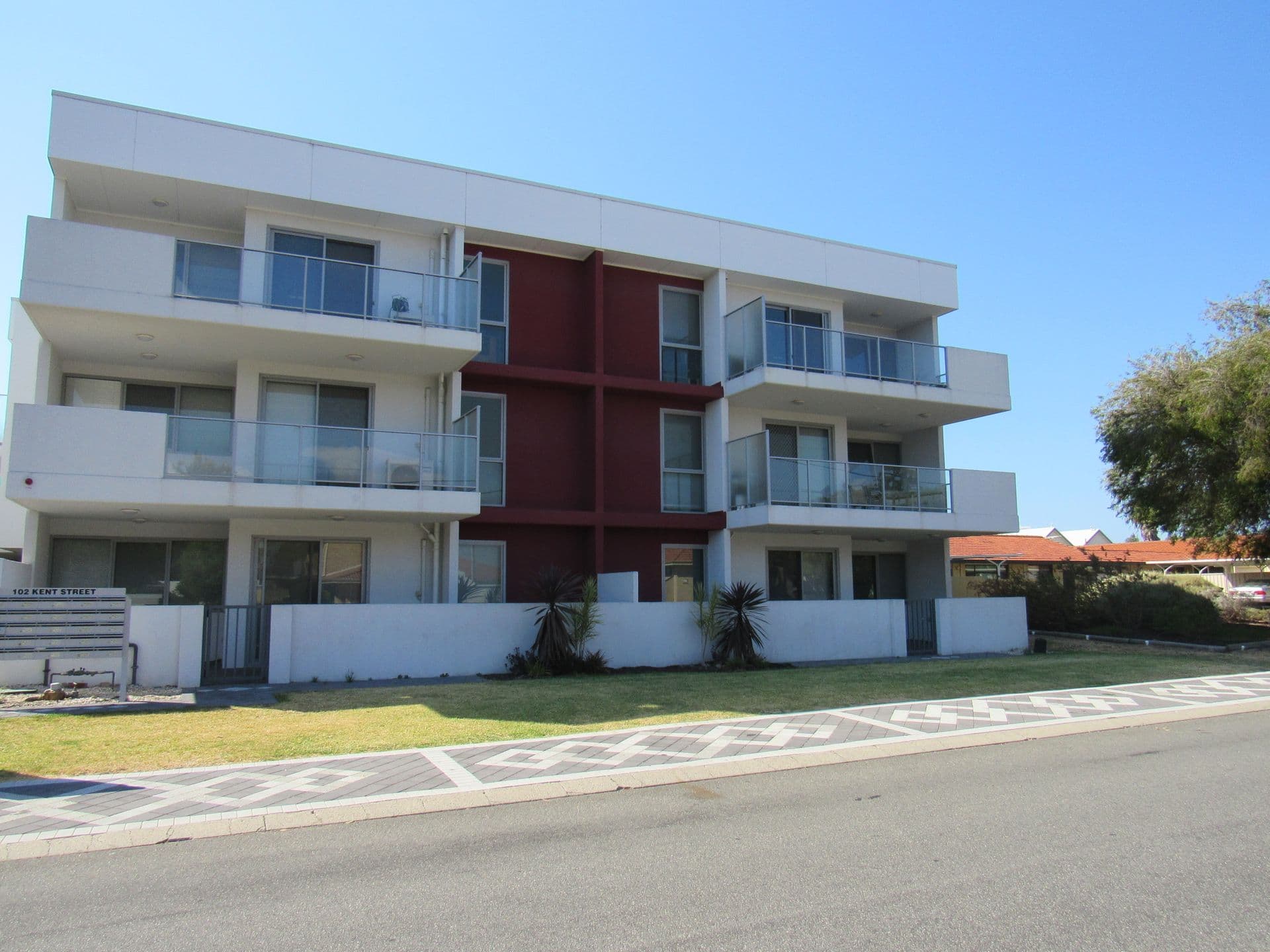17/102 Kent Street, Rockingham, WA, 6168, Rockingham - Thumbnail 2