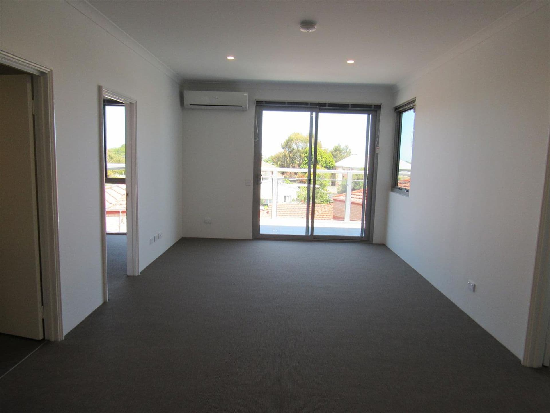 17/102 Kent Street, Rockingham, WA, 6168, Rockingham - Thumbnail 7