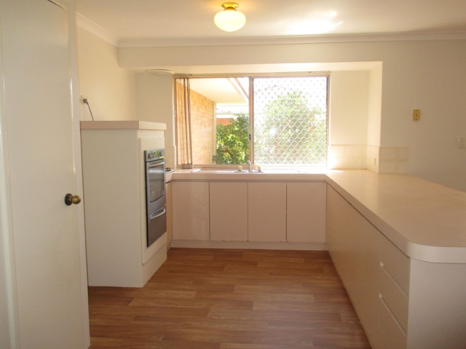 20/61 Rockingham Beach Road, Rockingham, WA, 6168, Port Kennedy - Thumbnail 2