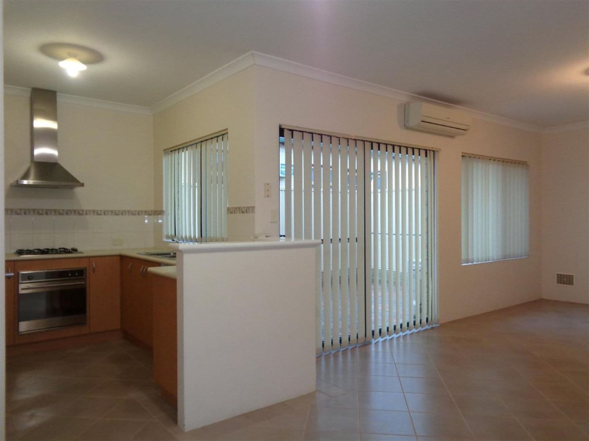 131A Kent Street, Rockingham, WA, 6168, Rockingham - Thumbnail 3