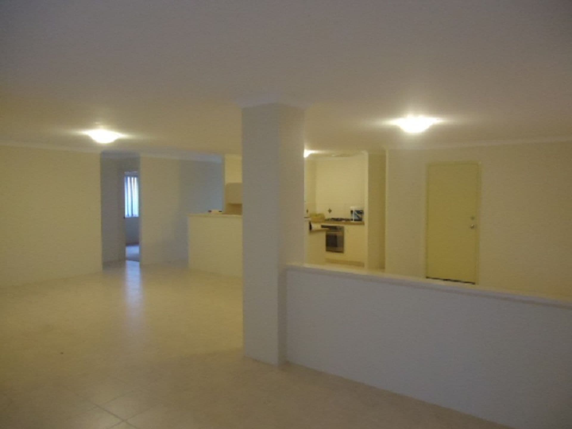 20/61 Rockingham Beach Road, Rockingham, WA, 6168, Port Kennedy - Thumbnail 3